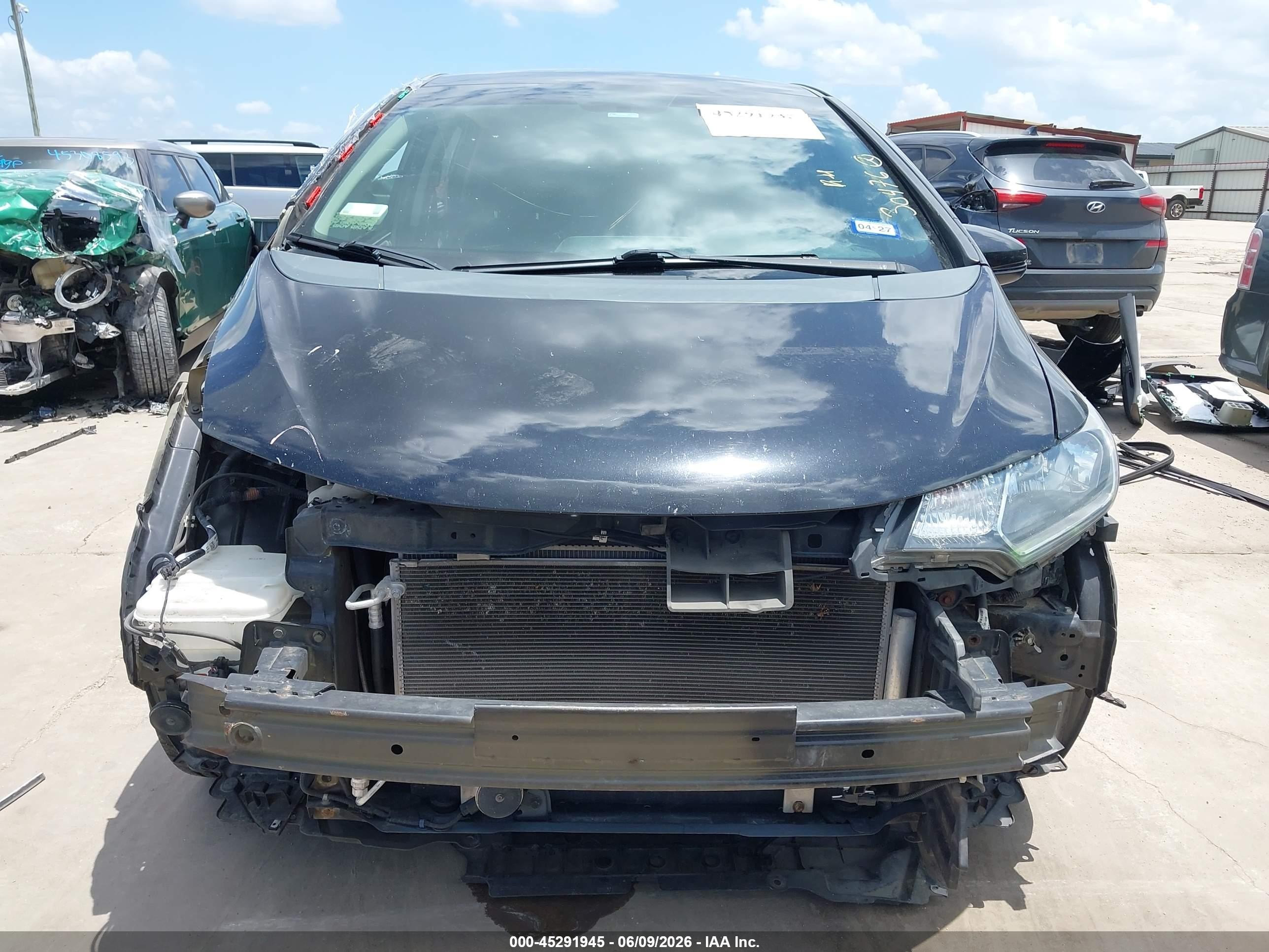 2015 Honda Fit Lx Черный vin: 3HGGK5G54FM742416