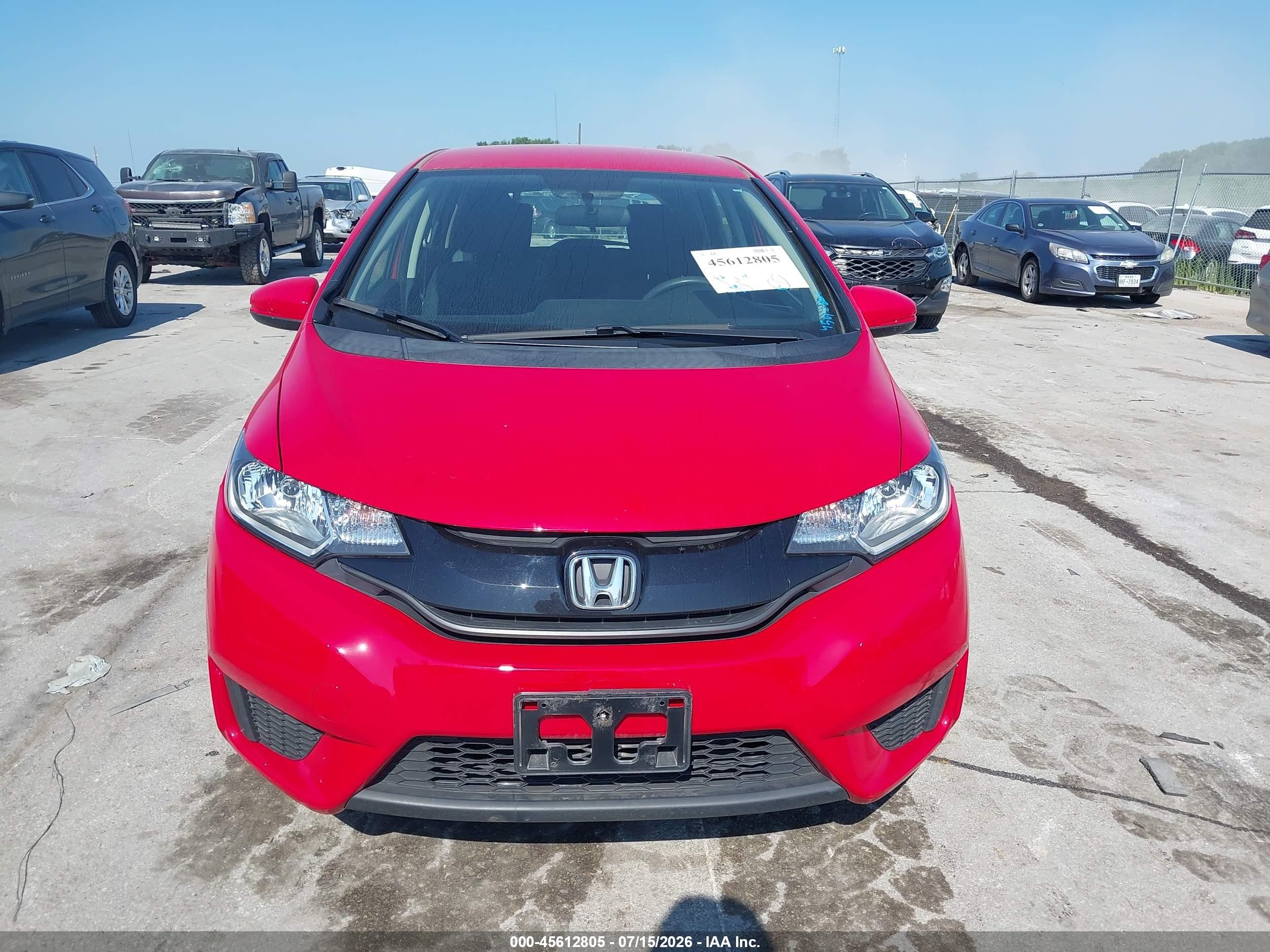2015 Honda Fit Lx Red vin: 3HGGK5G55FM748189