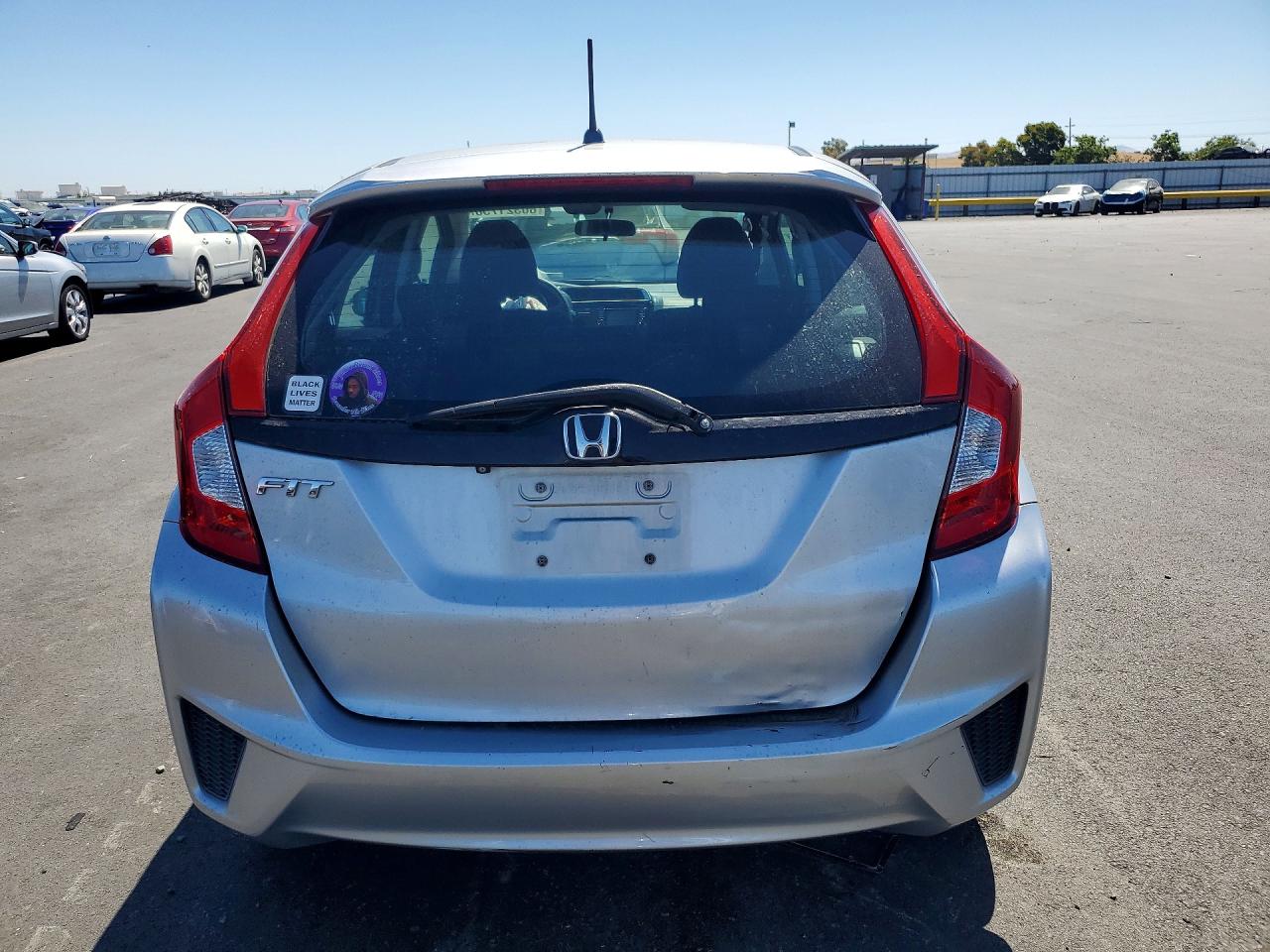 2015 Honda Fit Lx Silver vin: 3HGGK5G56FM753854