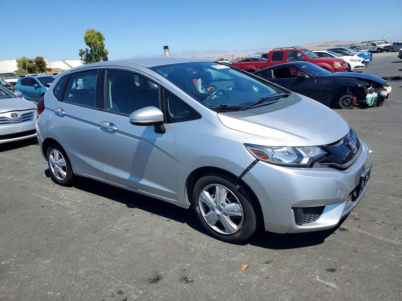 2015 Honda Fit Lx Silver vin: 3HGGK5G56FM753854