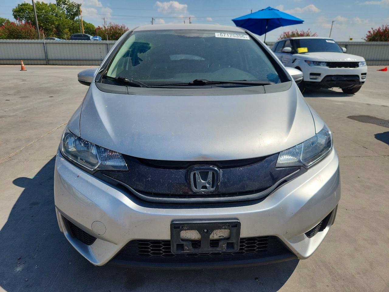 2015 Honda Fit Lx Серебряный vin: 3HGGK5G57FM758836