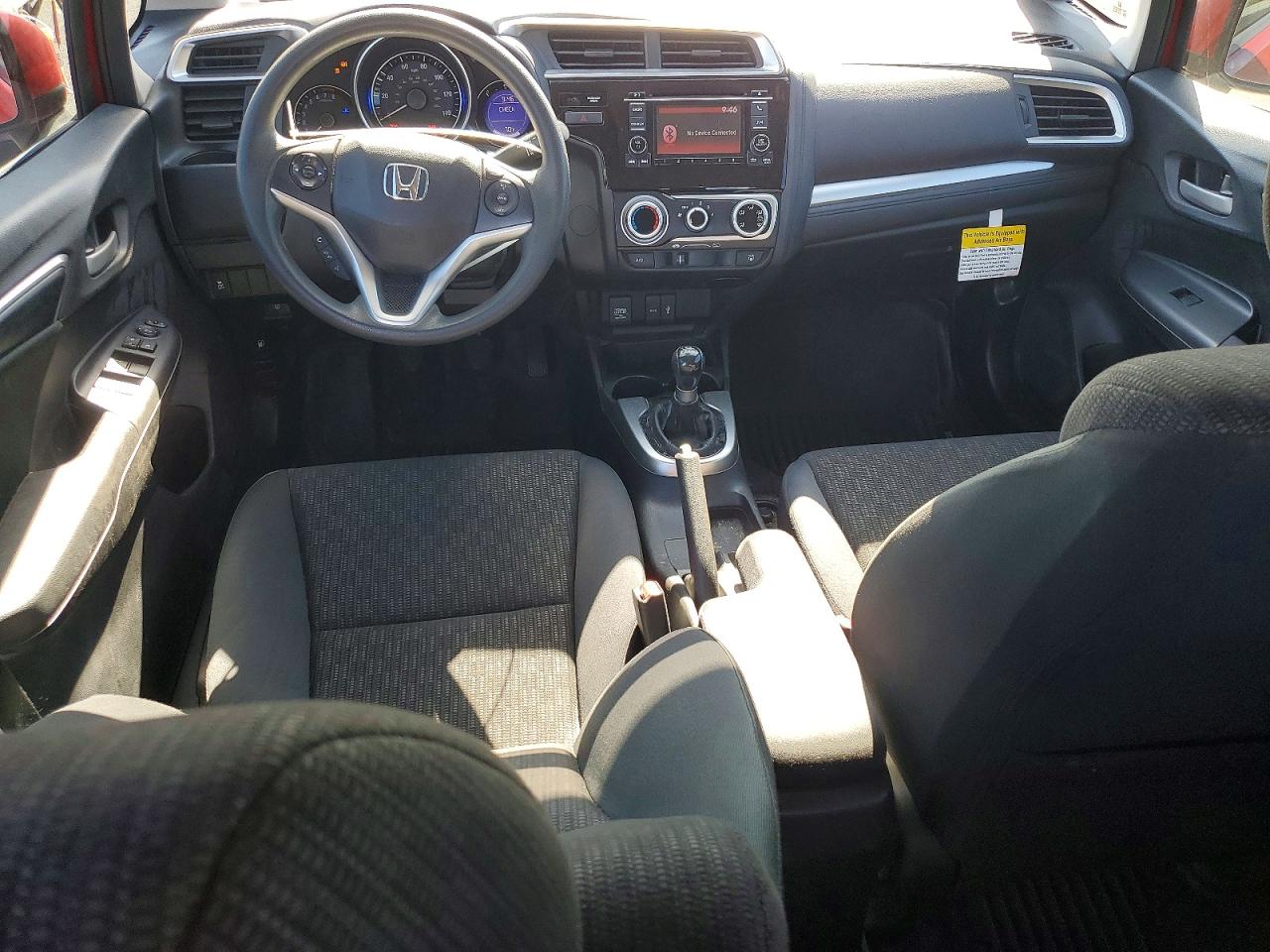 2015 Honda Fit Lx Red vin: 3HGGK5G59FM767683