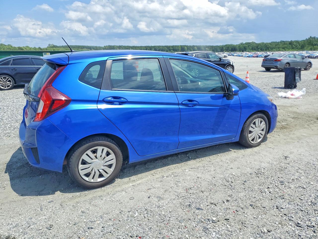 2015 Honda Fit Lx Blue vin: 3HGGK5G5XFM762007