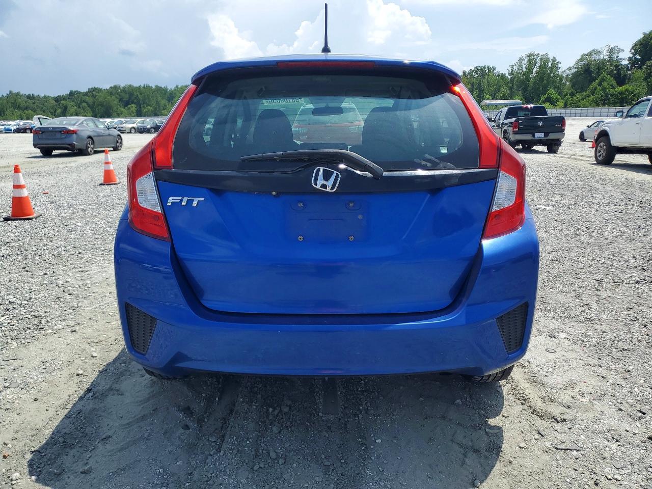 2015 Honda Fit Lx Blue vin: 3HGGK5G5XFM762007