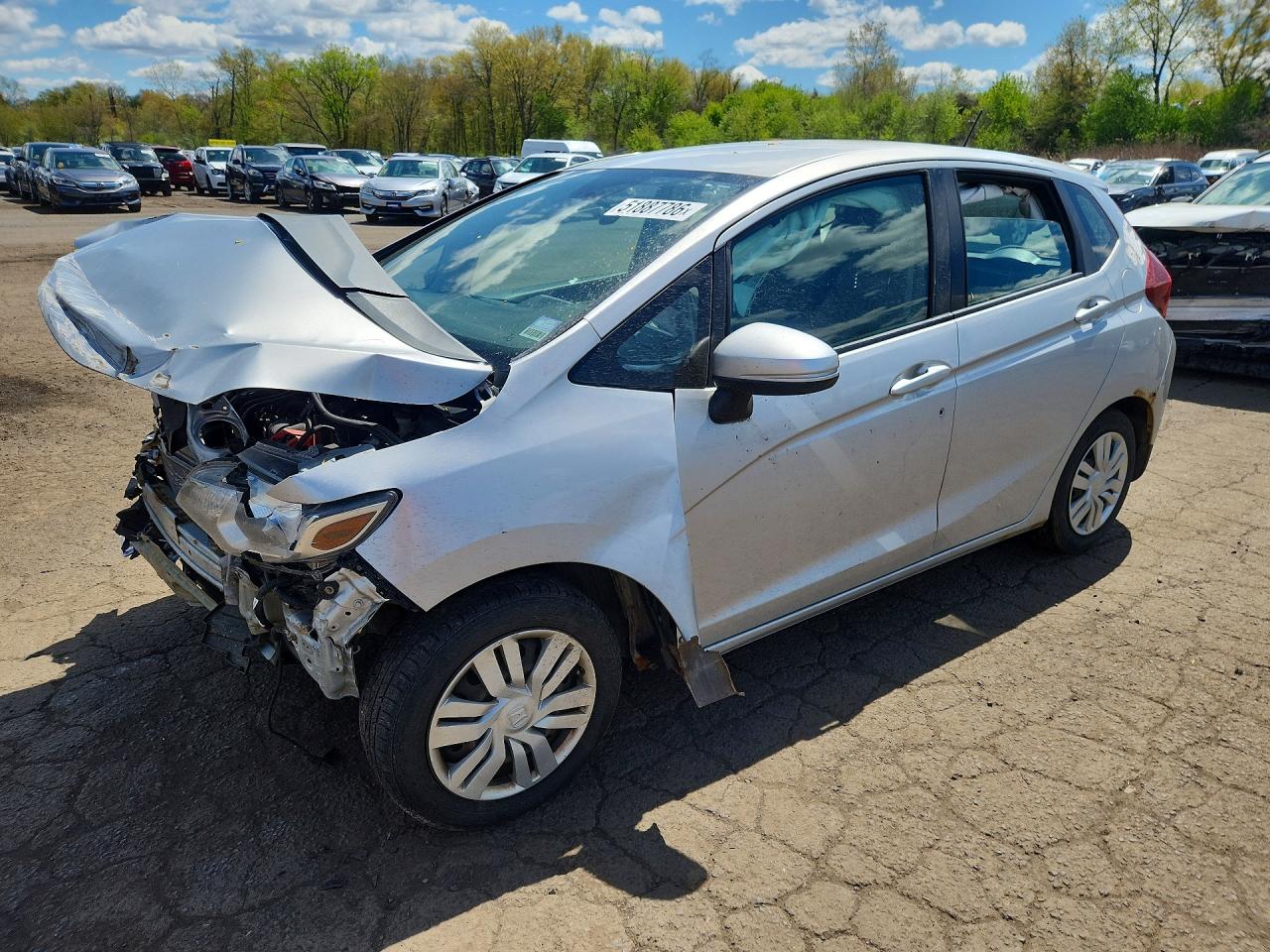 2015 Honda Fit Lx Серебряный vin: 3HGGK5G5XFM764212