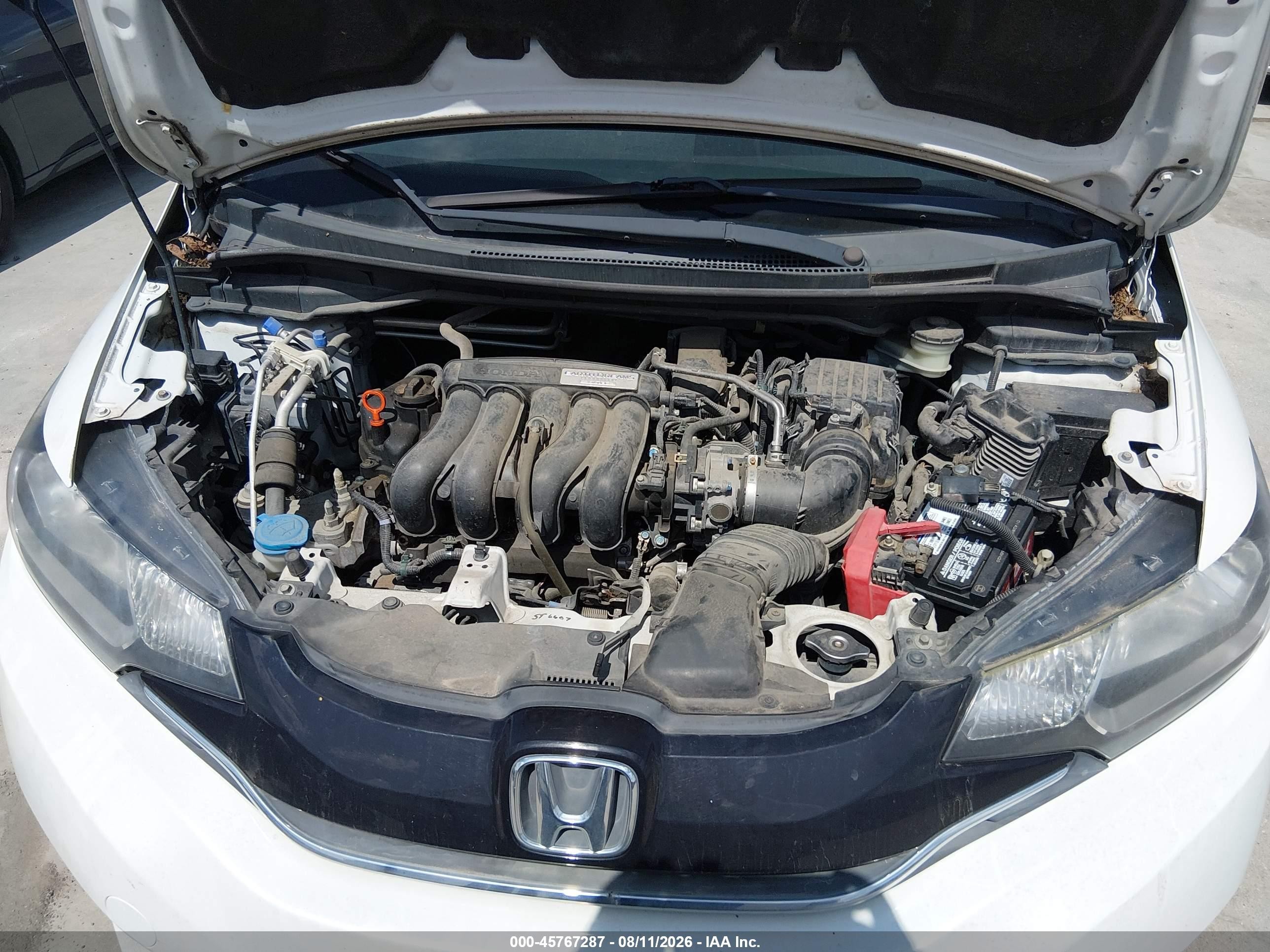2015 Honda Fit Ex White vin: 3HGGK5G80FM736039