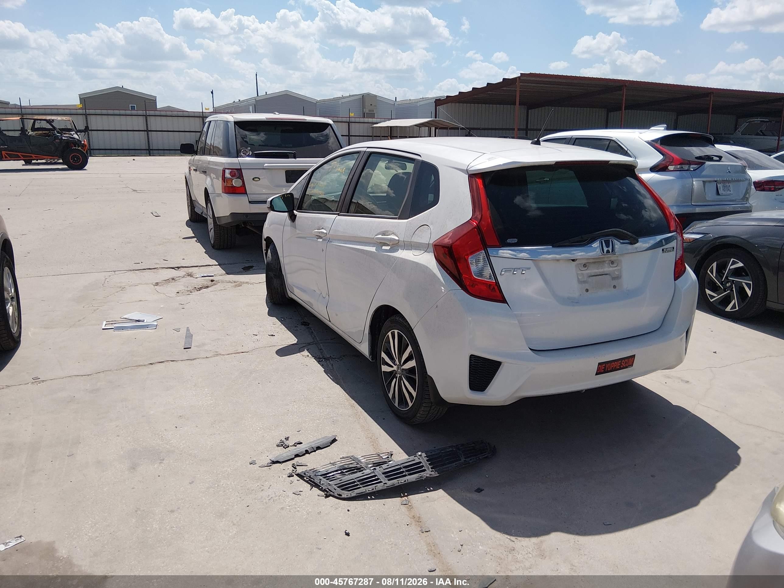 2015 Honda Fit Ex White vin: 3HGGK5G80FM736039