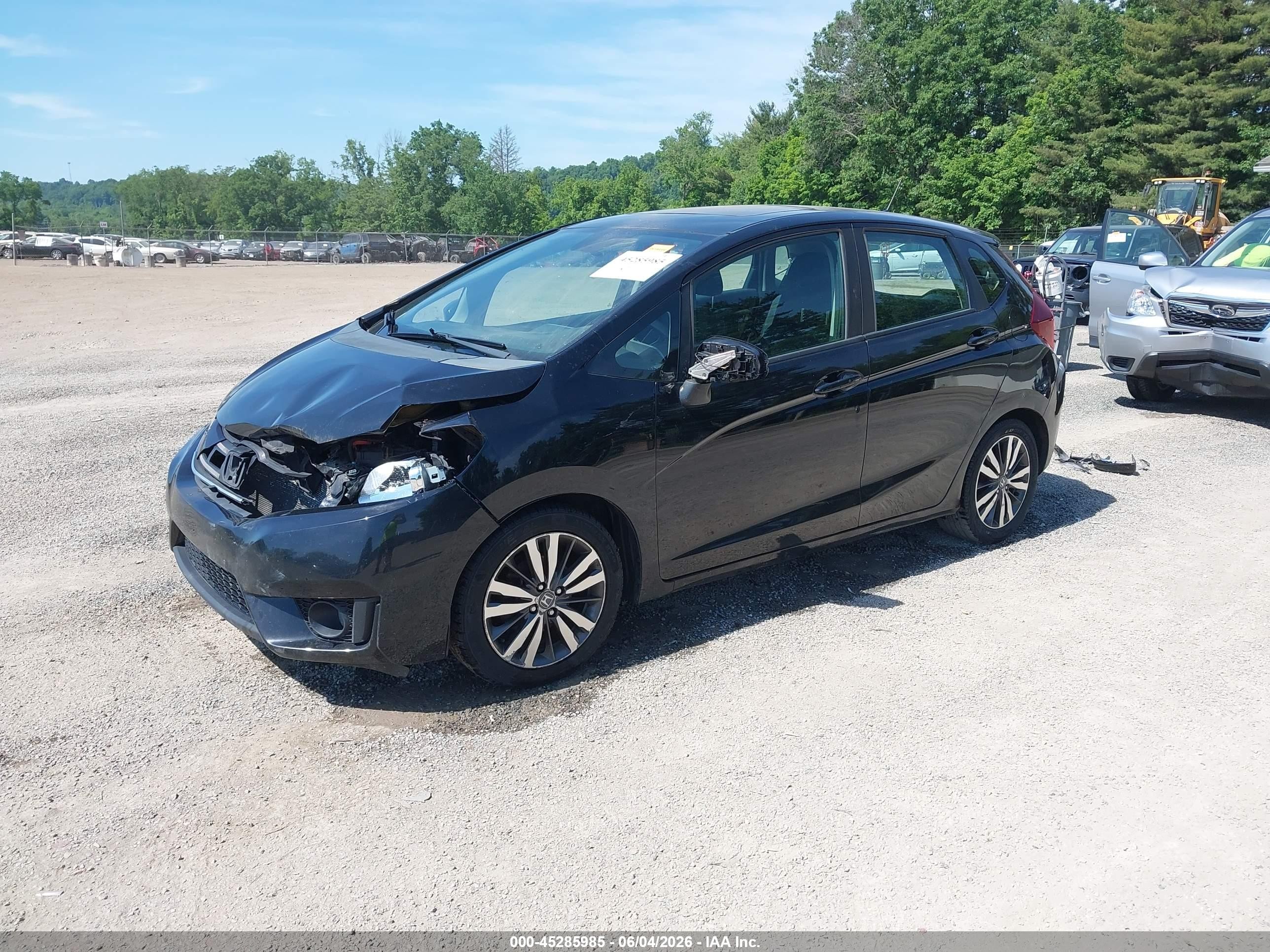 2015 Honda Fit Ex Black vin: 3HGGK5G81FM708153