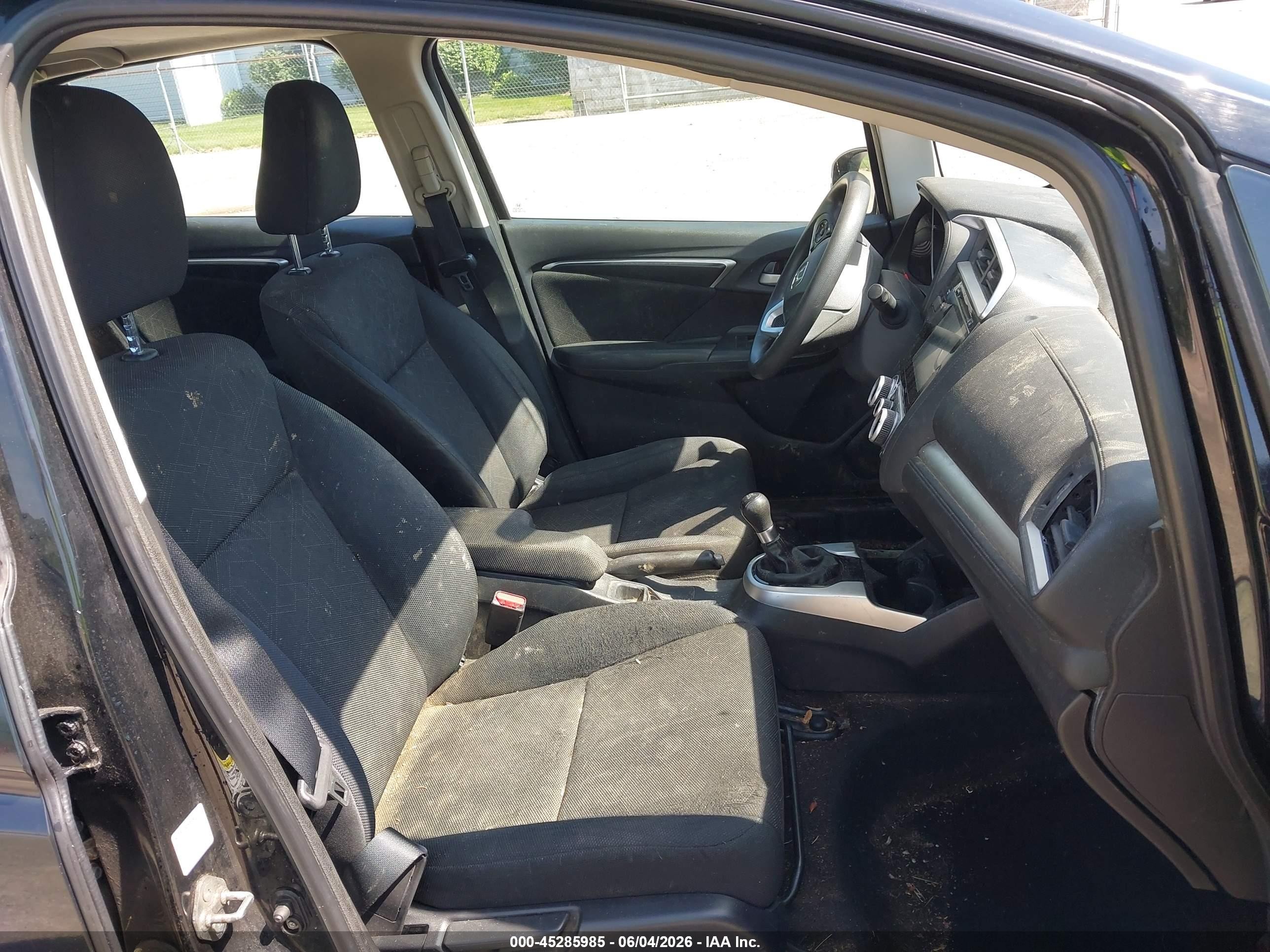 2015 Honda Fit Ex Black vin: 3HGGK5G81FM708153