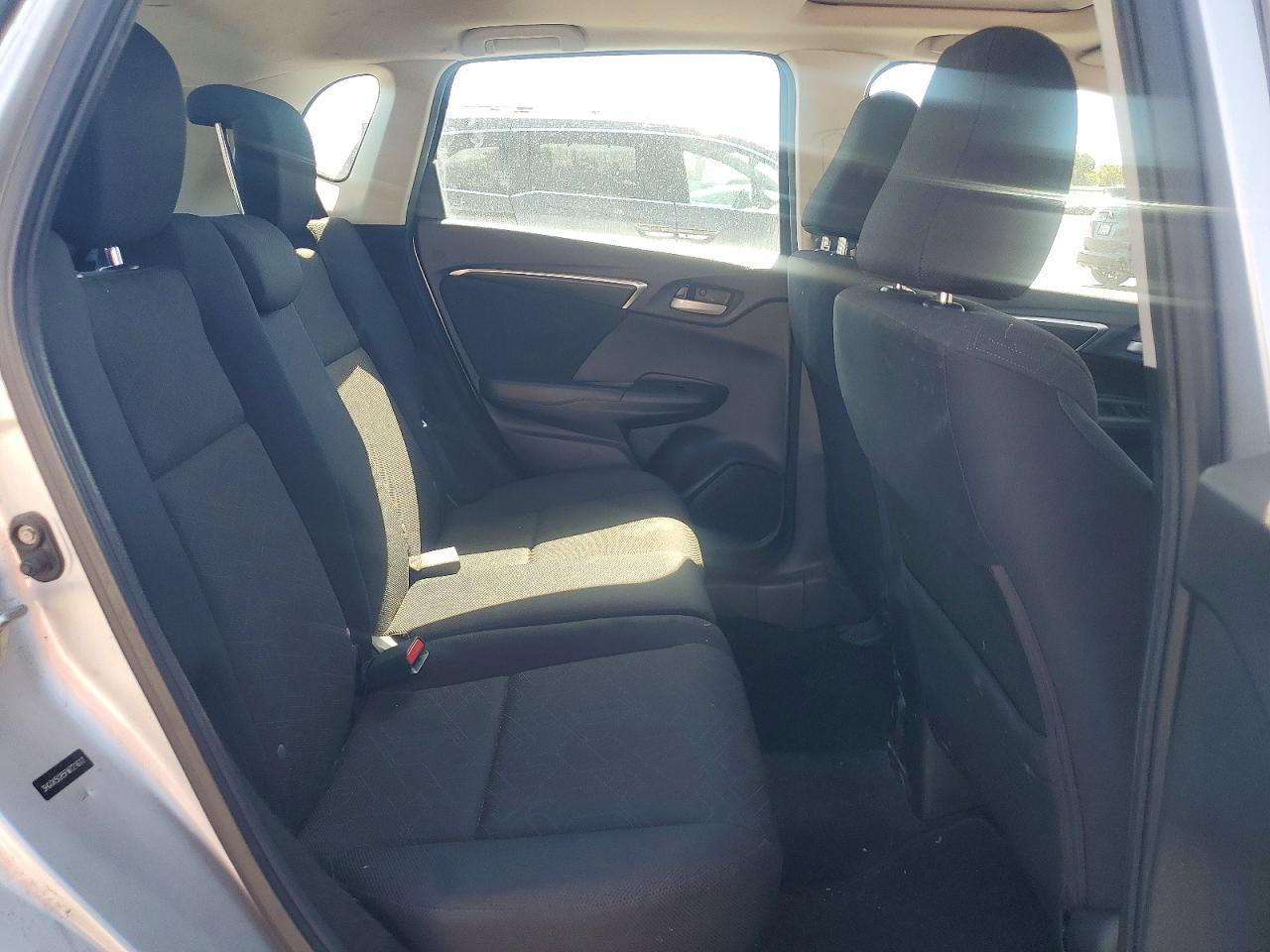 2015 Honda Fit Ex Silver vin: 3HGGK5G85FM721617