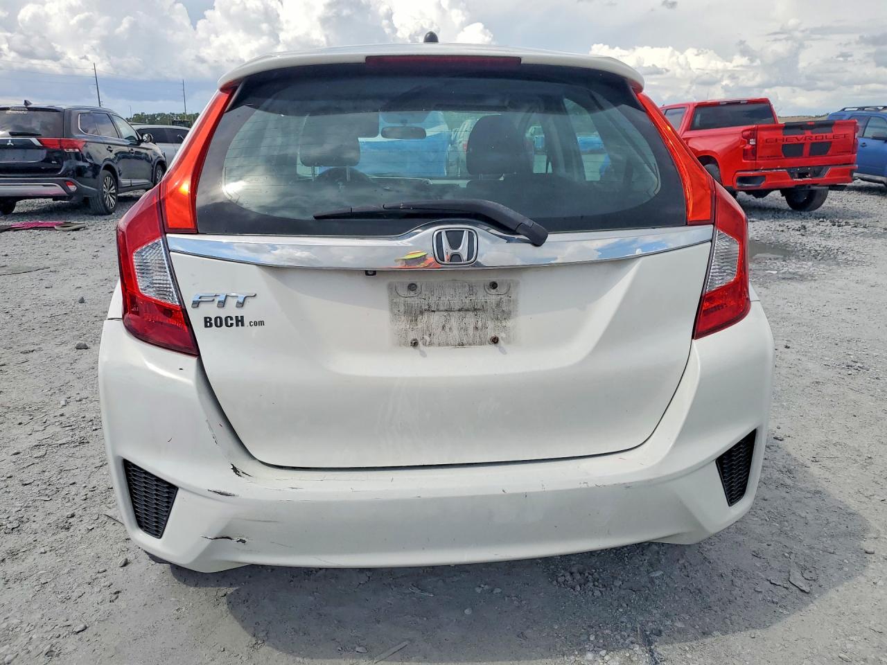 2015 Honda Fit Ex White vin: 3HGGK5G87FM721974
