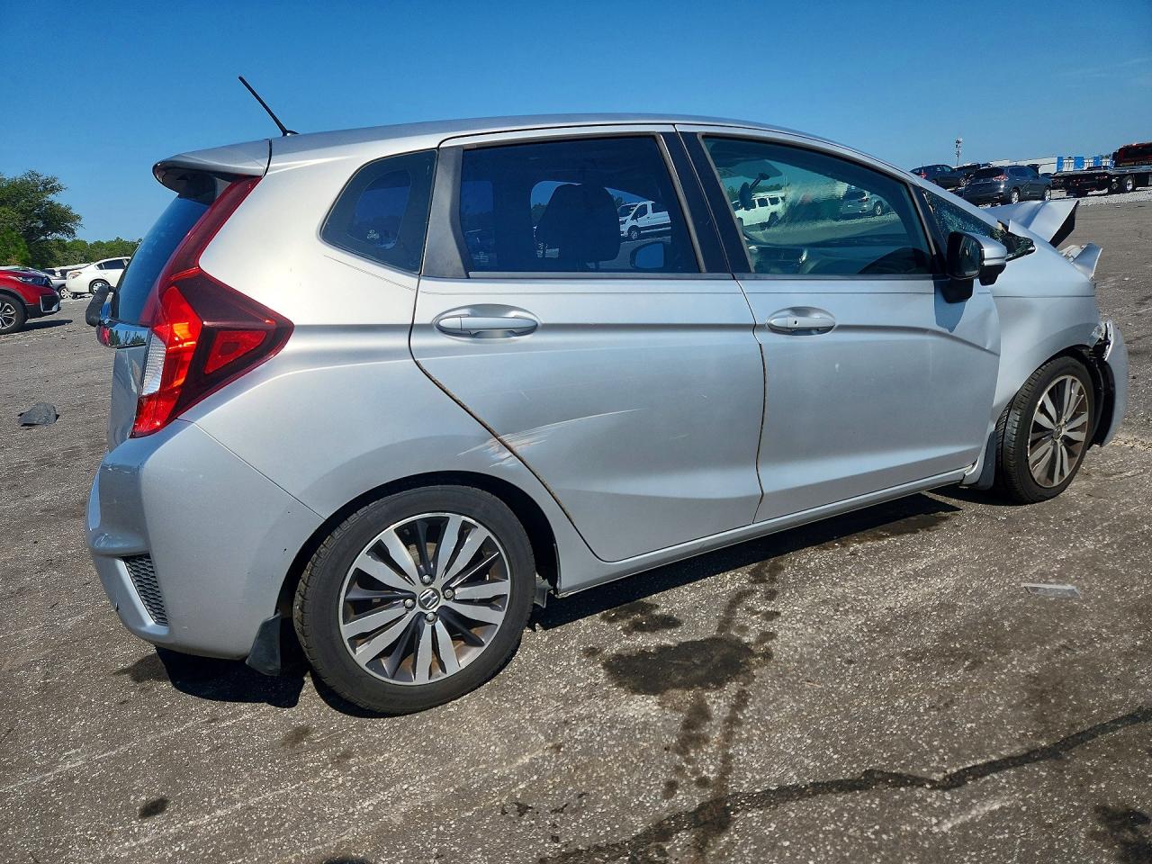 2015 Honda Fit Ex Silver vin: 3HGGK5G89FM731146