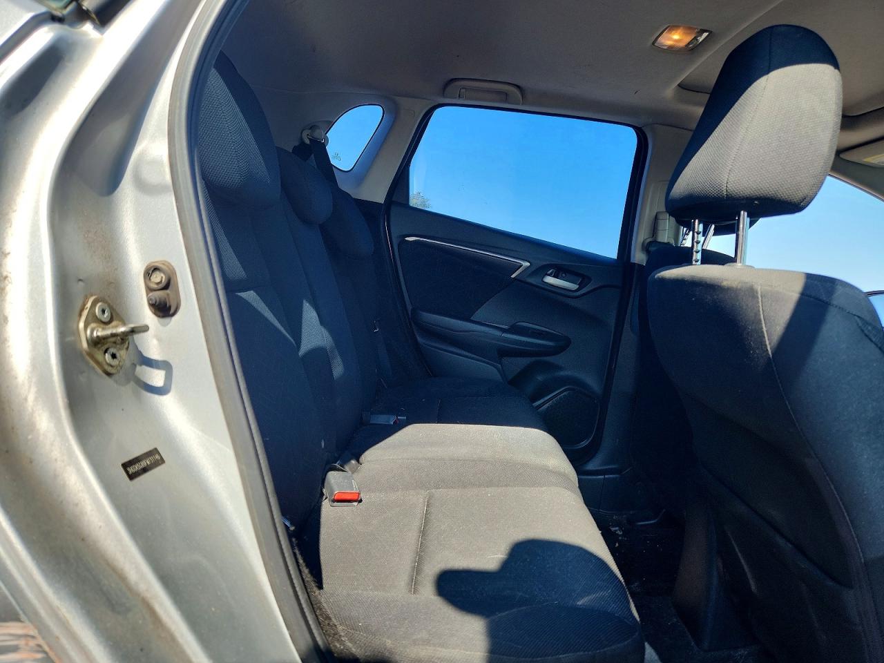 2015 Honda Fit Ex Silver vin: 3HGGK5G89FM731146