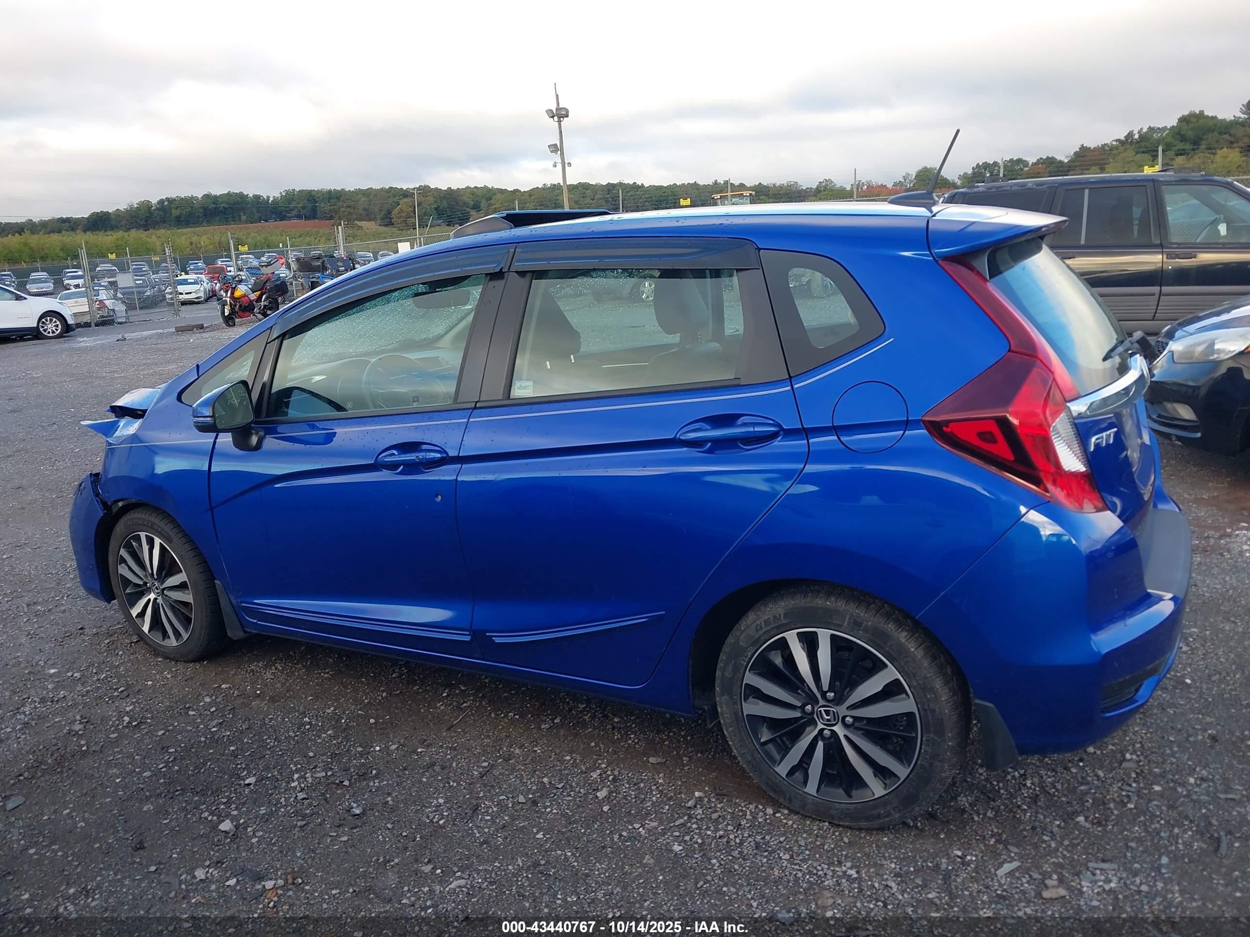 2018 Honda Fit Ex-l Blue vin: 3HGGK5H08JM710323