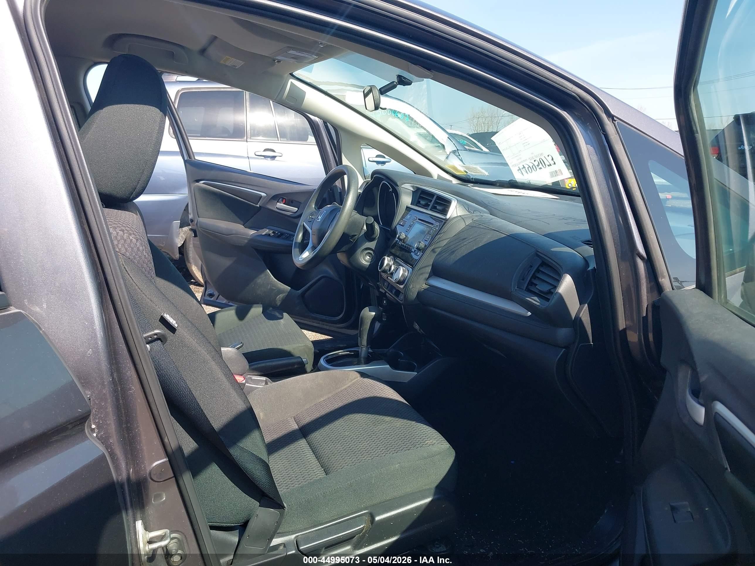 2019 Honda Fit Lx Серый vin: 3HGGK5H44KM715555