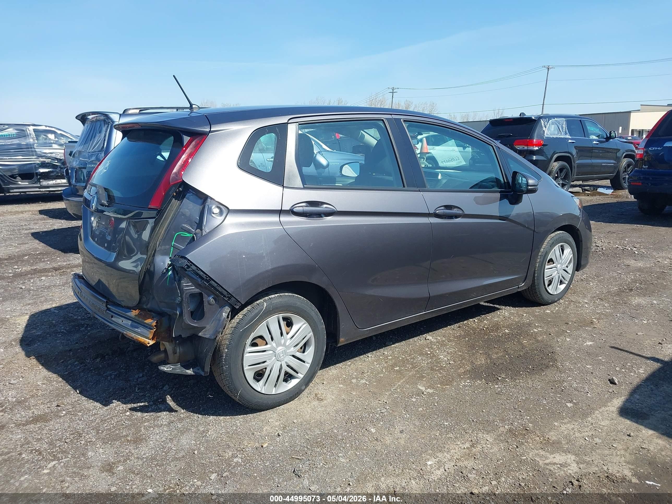 2019 Honda Fit Lx Серый vin: 3HGGK5H44KM715555