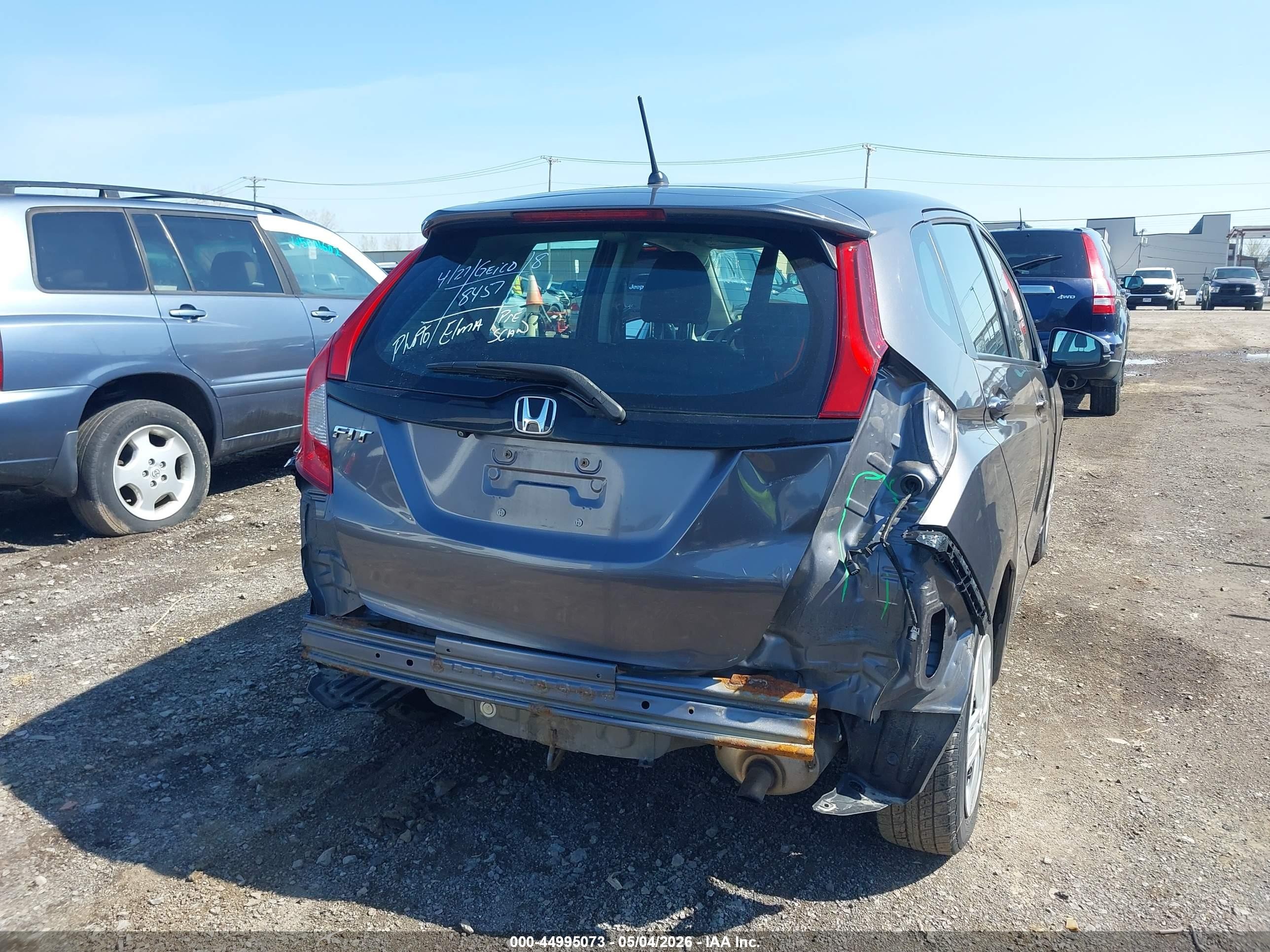 2019 Honda Fit Lx Серый vin: 3HGGK5H44KM715555