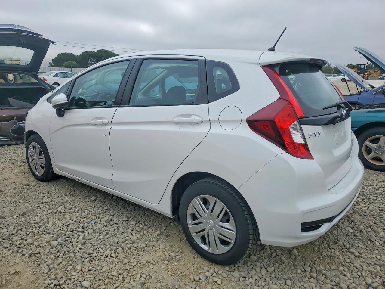 2020 Honda Fit Lx Белый vin: 3HGGK5H44LM703956
