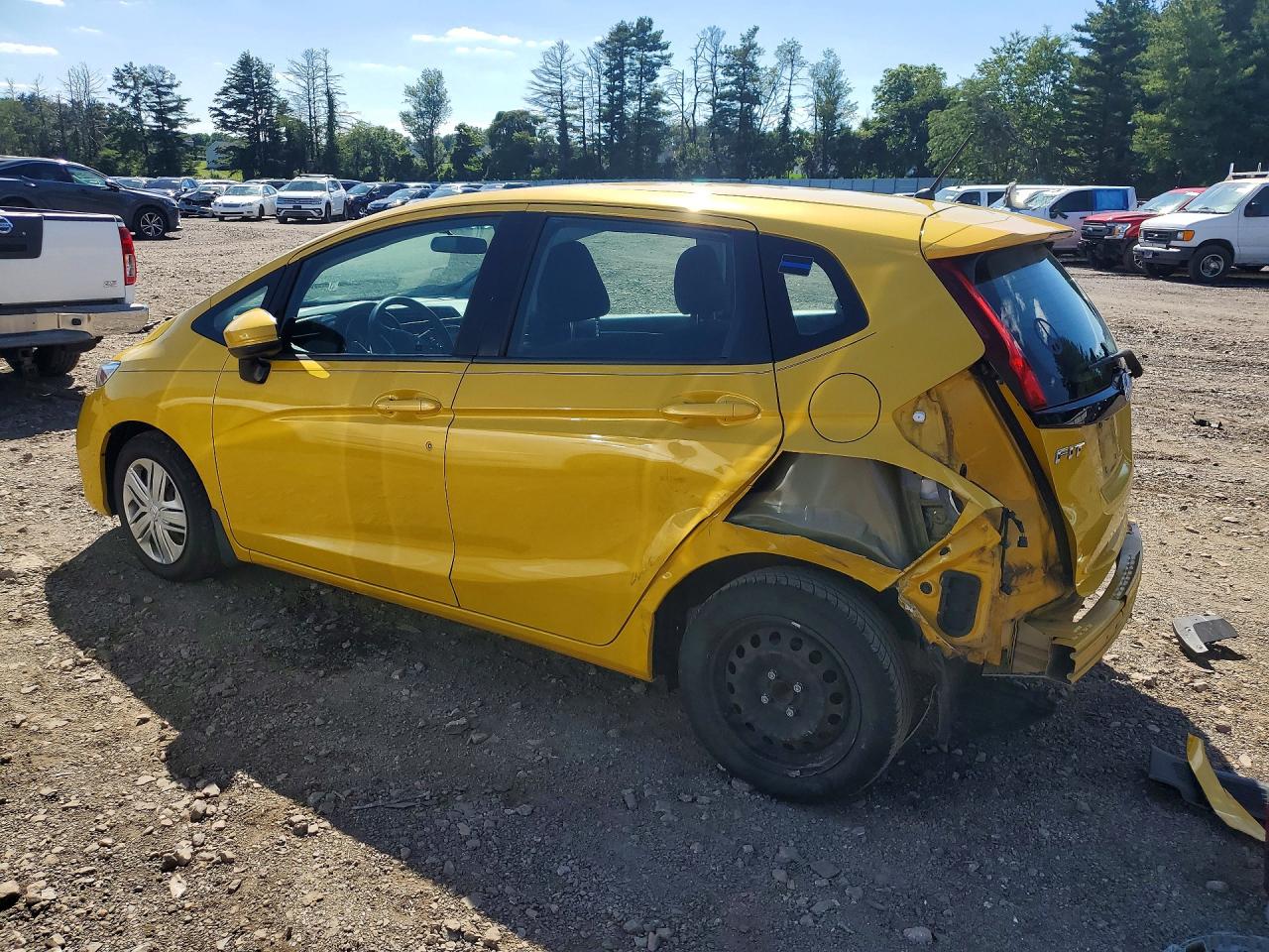 2018 Honda Fit Lx Yellow vin: 3HGGK5H45JM704689