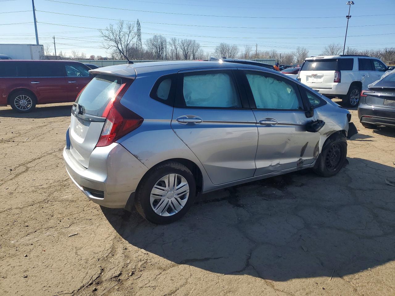 2019 Honda Fit Lx Silver vin: 3HGGK5H45KM714527