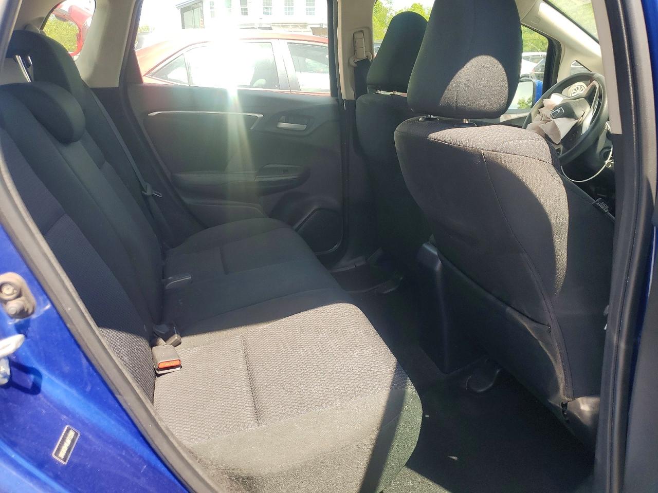 2018 Honda Fit Lx Blue vin: 3HGGK5H46JM712297