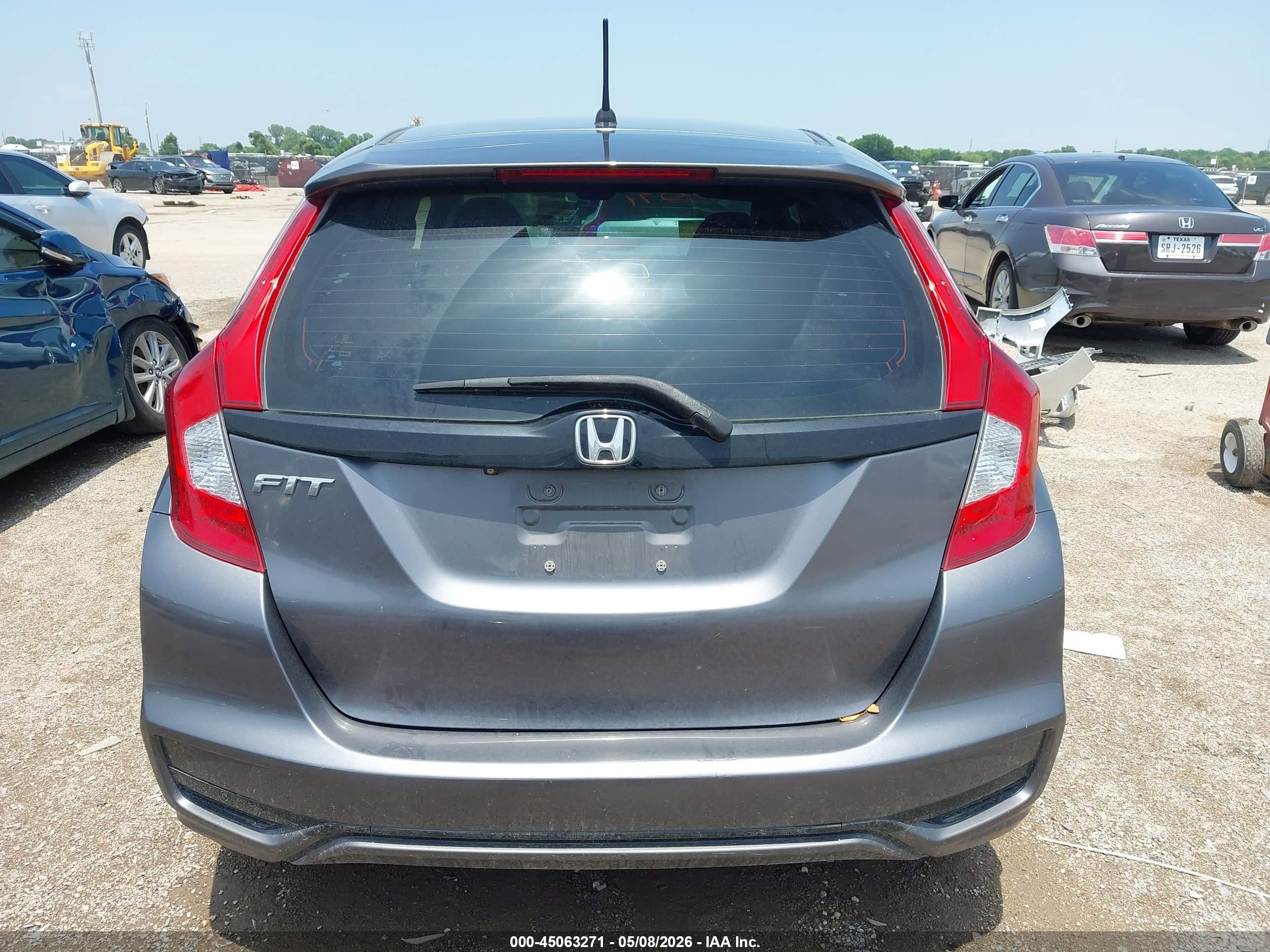 2019 Honda Fit Lx Серый vin: 3HGGK5H46KM713757