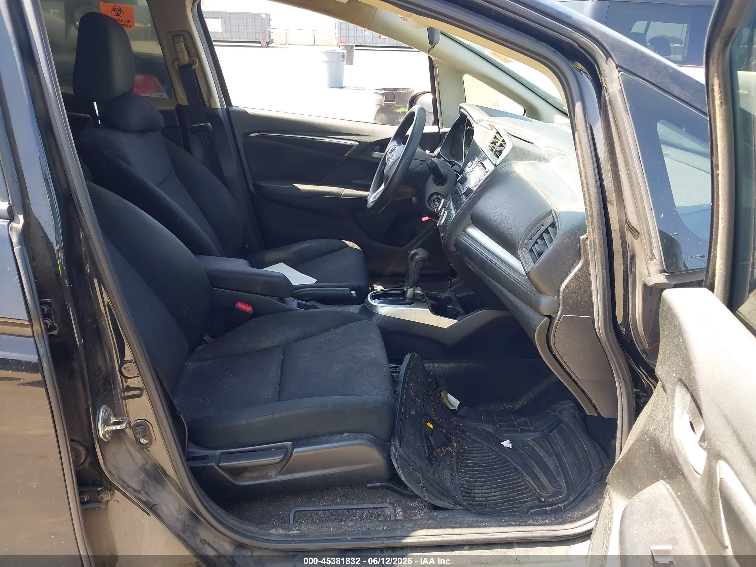 2019 Honda Fit Lx Black vin: 3HGGK5H48KM705501