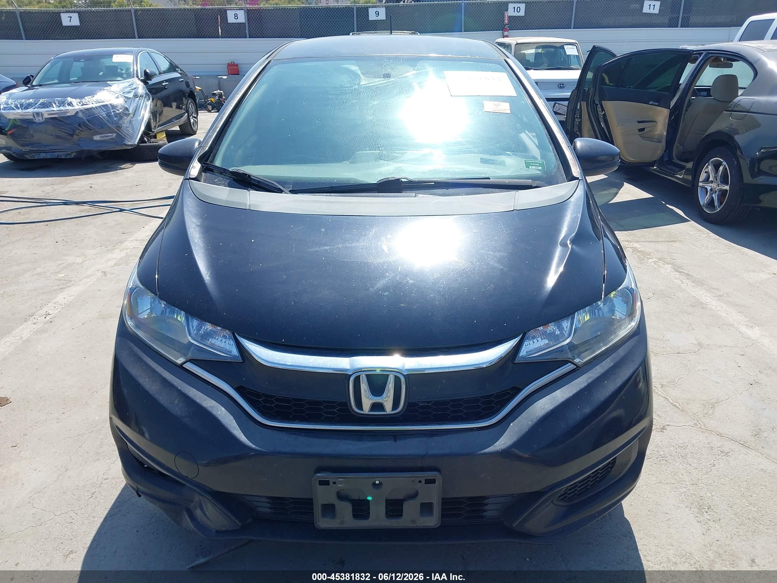 2019 Honda Fit Lx Black vin: 3HGGK5H48KM705501