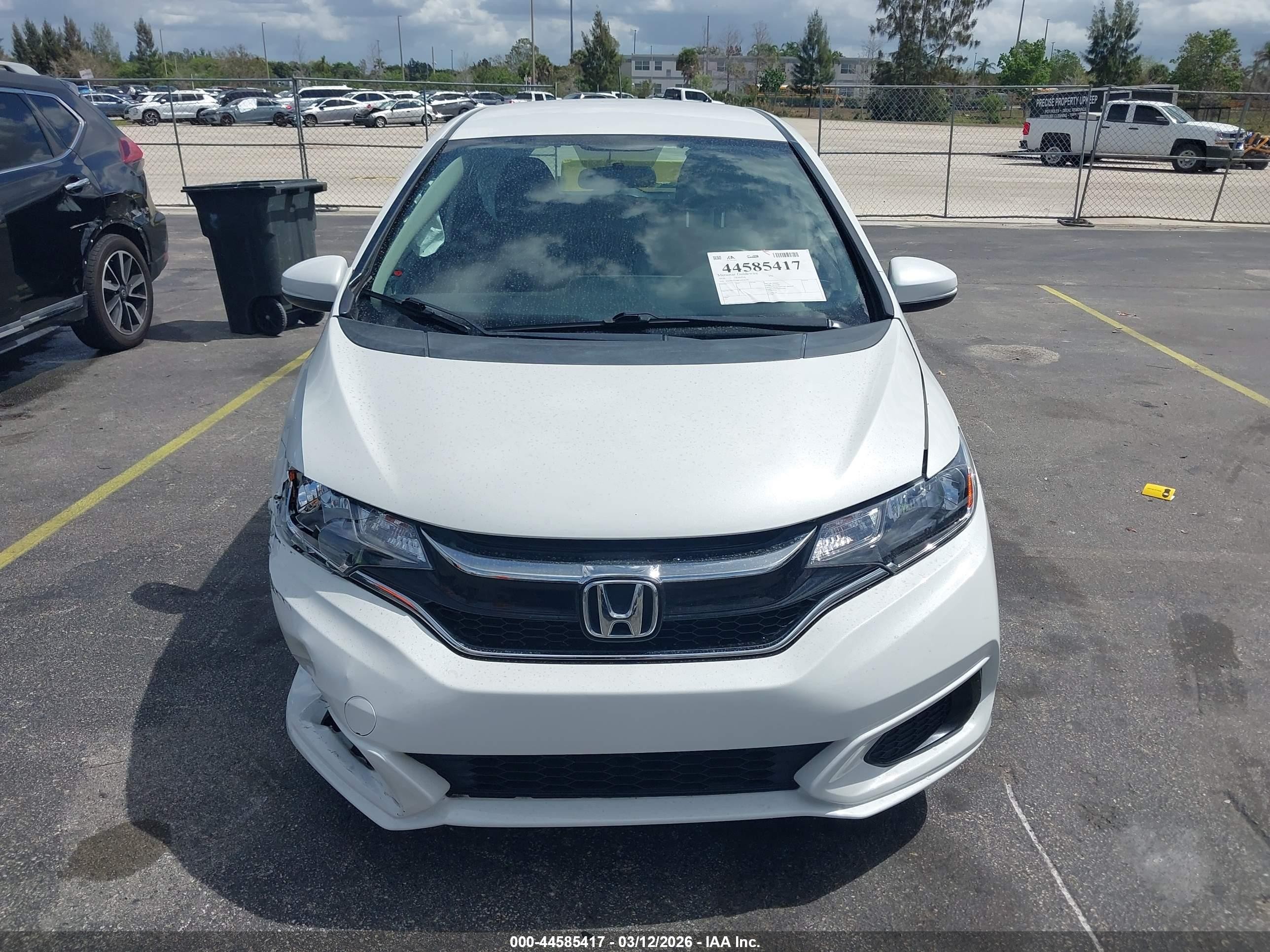 2020 Honda Fit Lx White vin: 3HGGK5H48LM726382