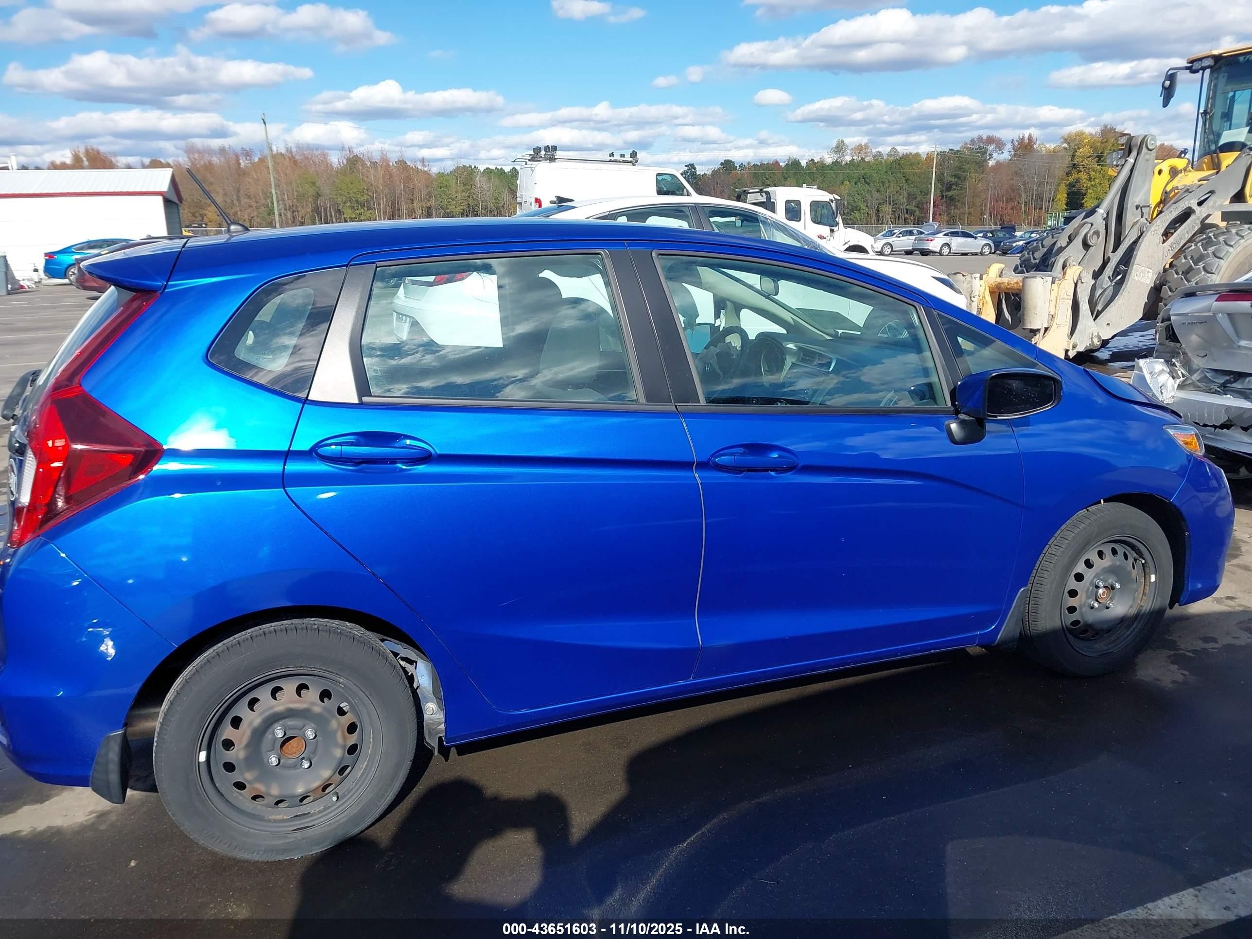 2020 Honda Fit Lx Blue vin: 3HGGK5H4XLM705064