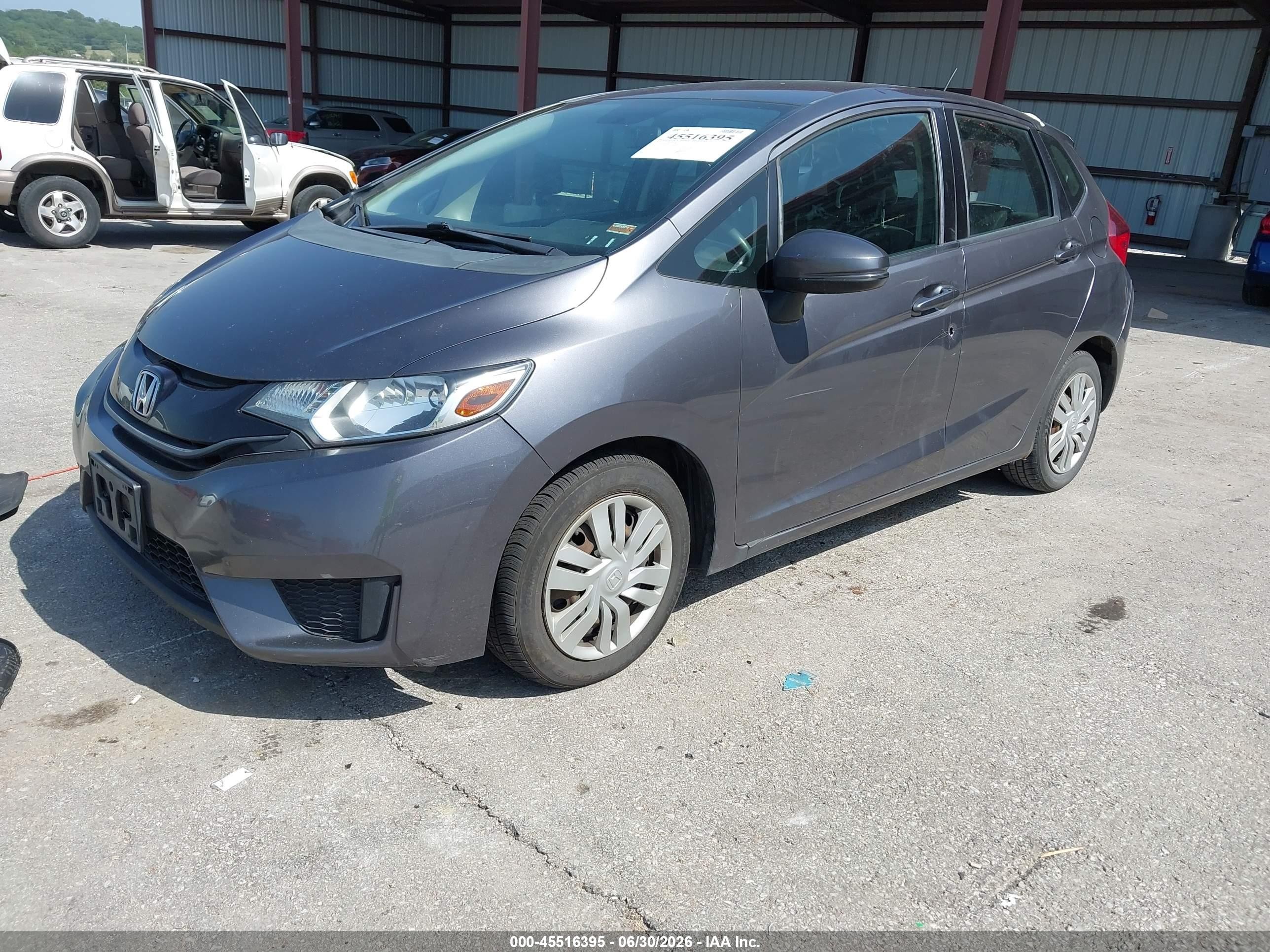 2015 Honda Fit Lx Серый vin: 3HGGK5H50FM713168