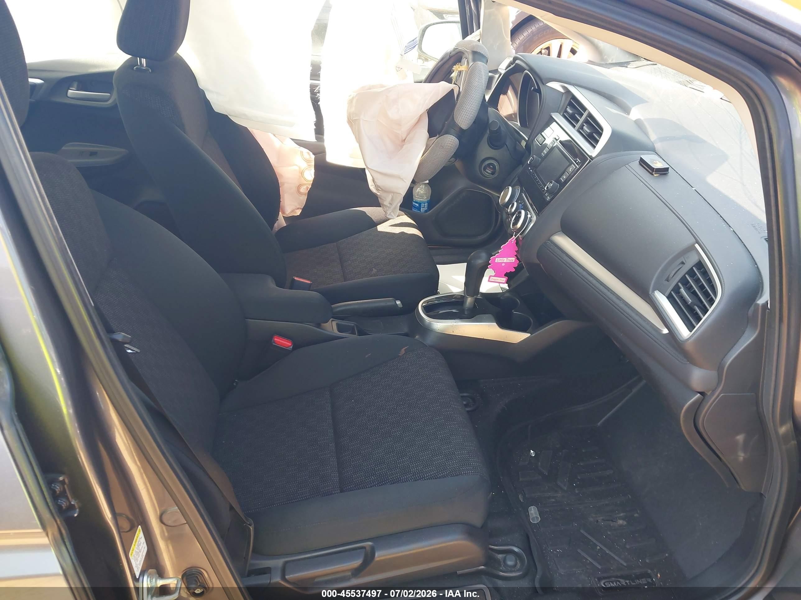 2015 Honda Fit Lx Gray vin: 3HGGK5H50FM760037