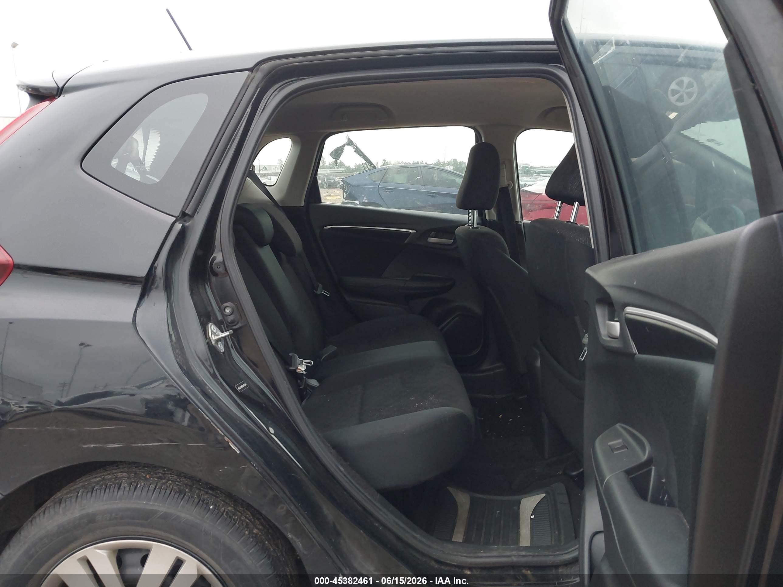 2015 Honda Fit Lx Black vin: 3HGGK5H50FM769286