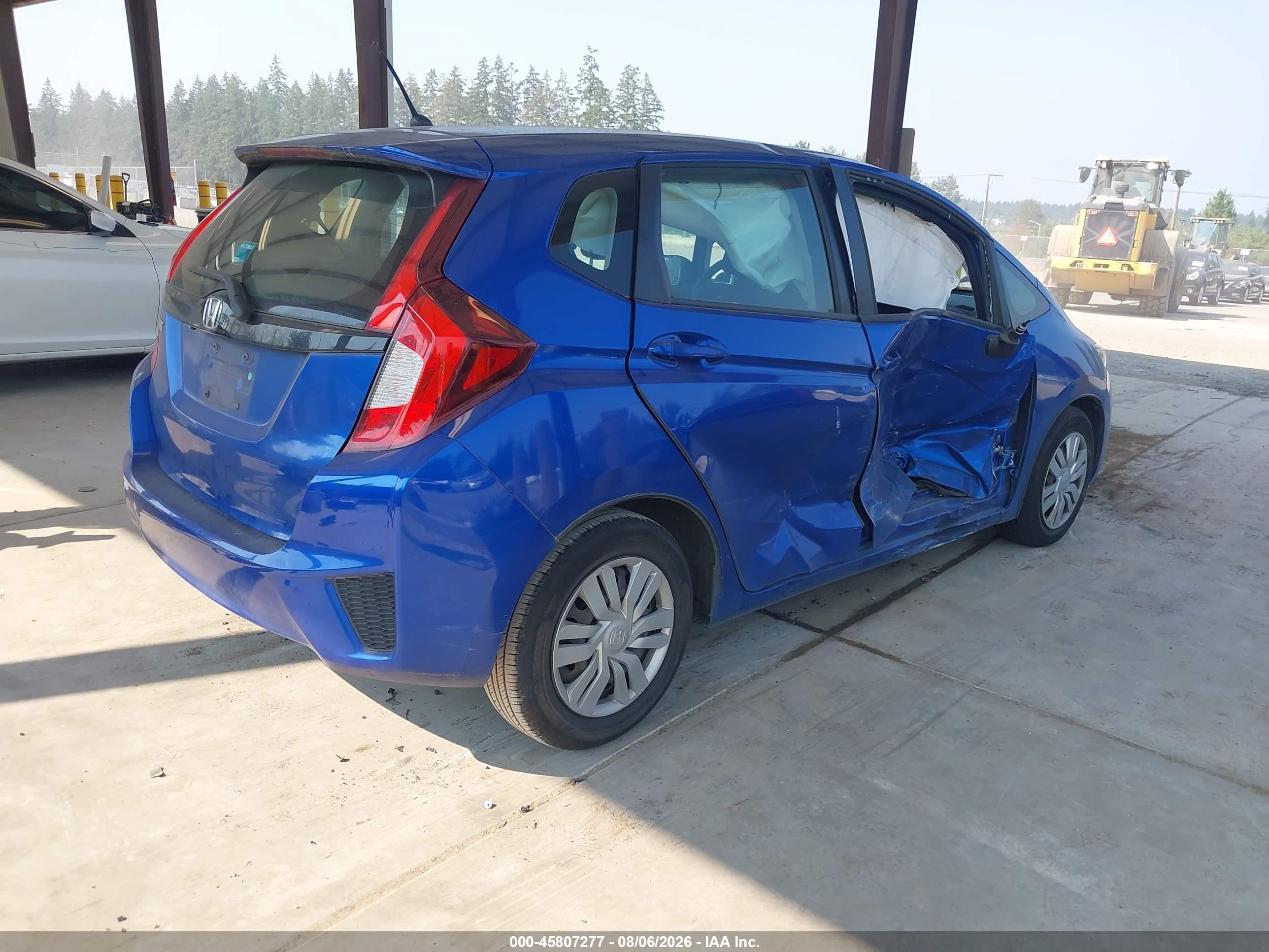 2015 Honda Fit Lx Blue vin: 3HGGK5H50FM779221