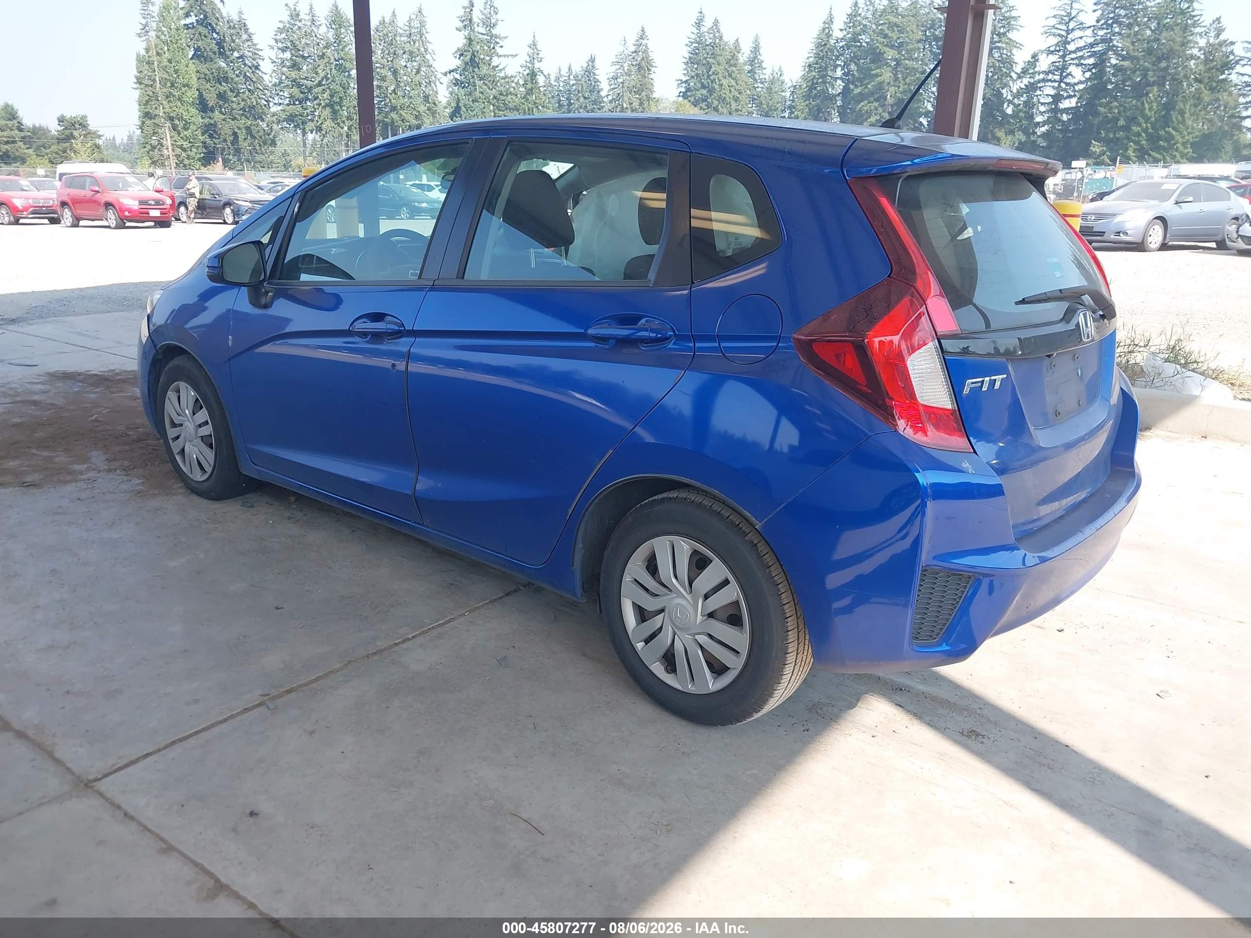 2015 Honda Fit Lx Blue vin: 3HGGK5H50FM779221