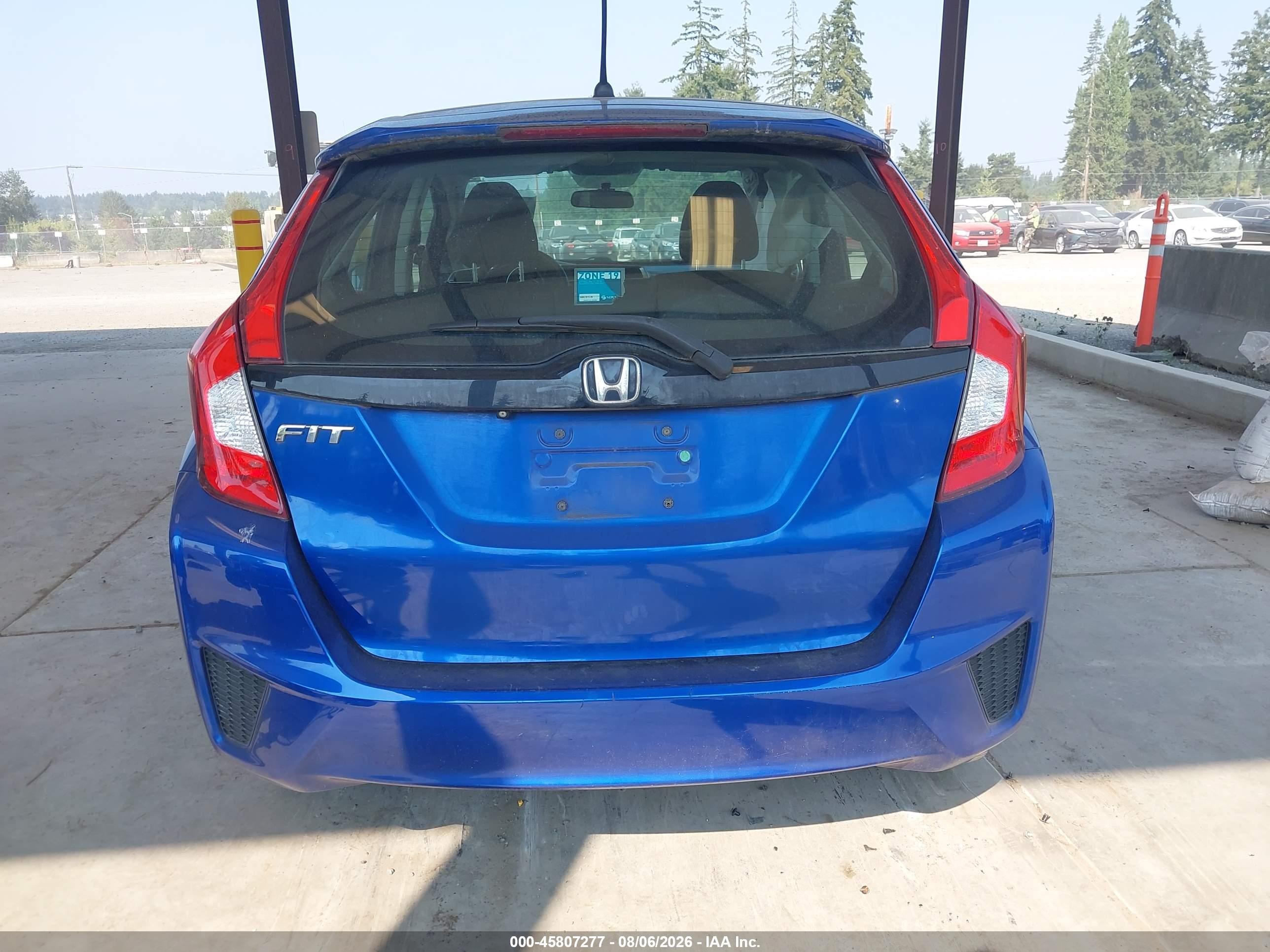 2015 Honda Fit Lx Blue vin: 3HGGK5H50FM779221