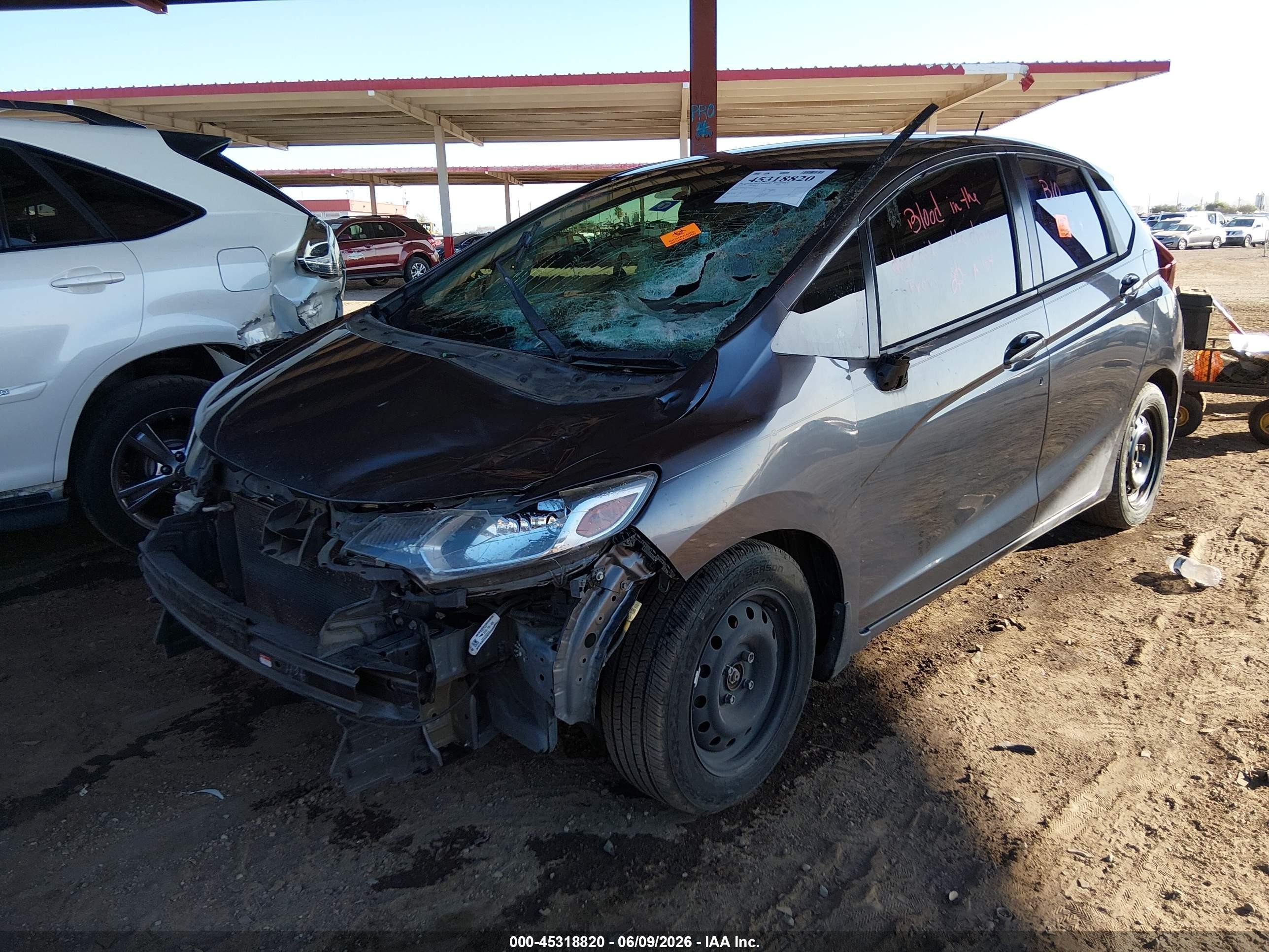 2015 Honda Fit Lx Gray vin: 3HGGK5H51FM706052