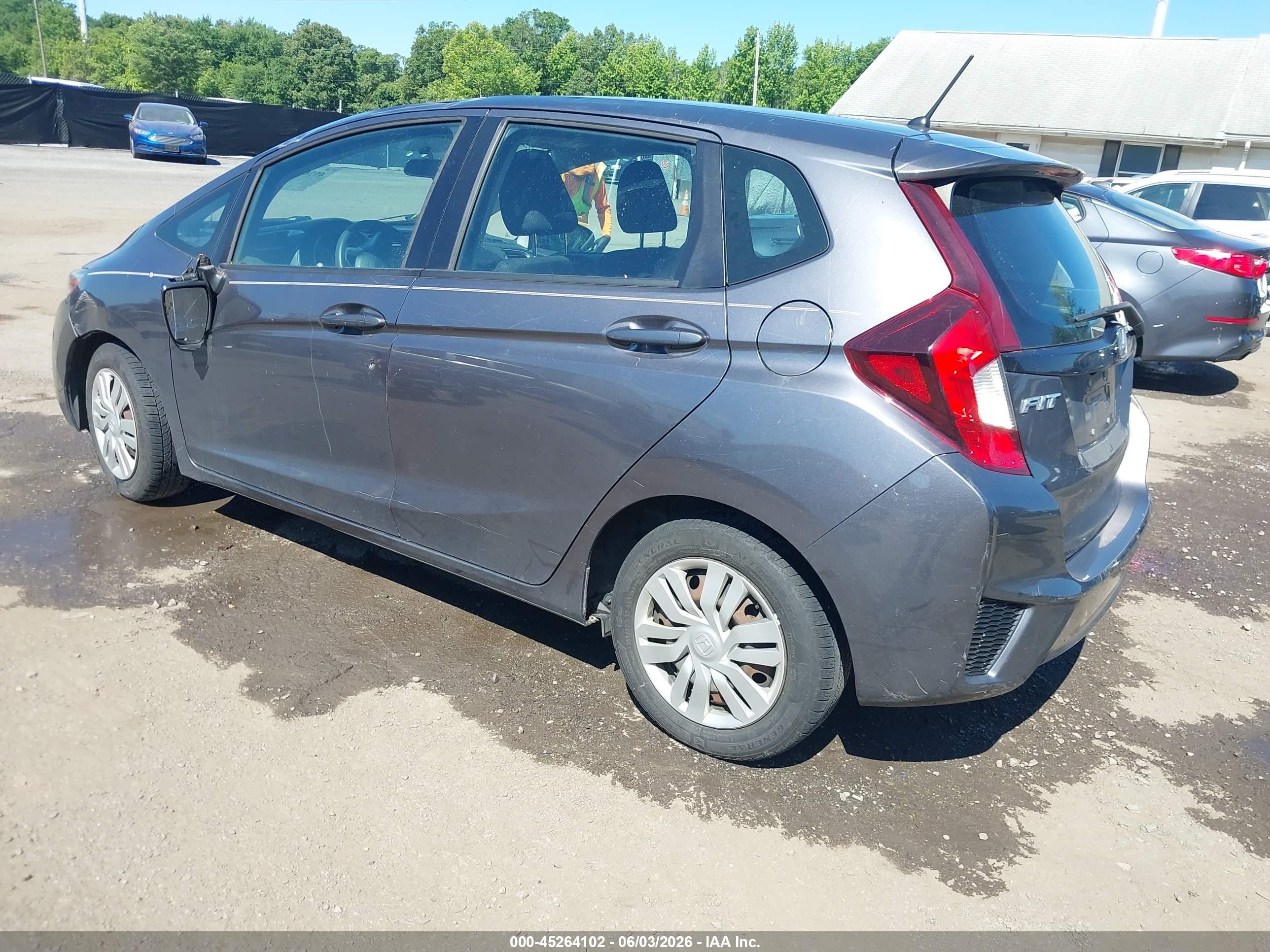 2015 Honda Fit Lx Gray vin: 3HGGK5H51FM733297