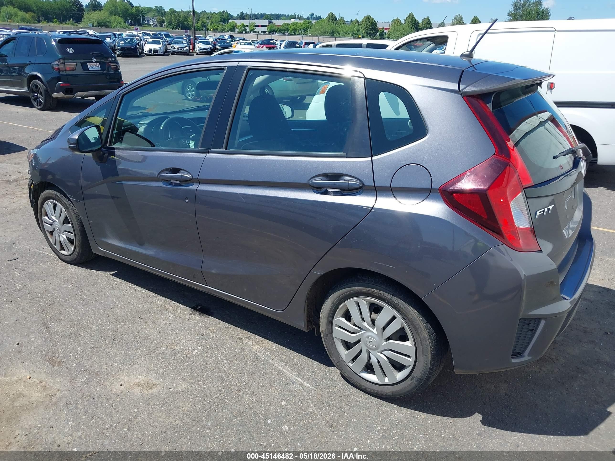 2015 Honda Fit Lx Серый vin: 3HGGK5H51FM740086