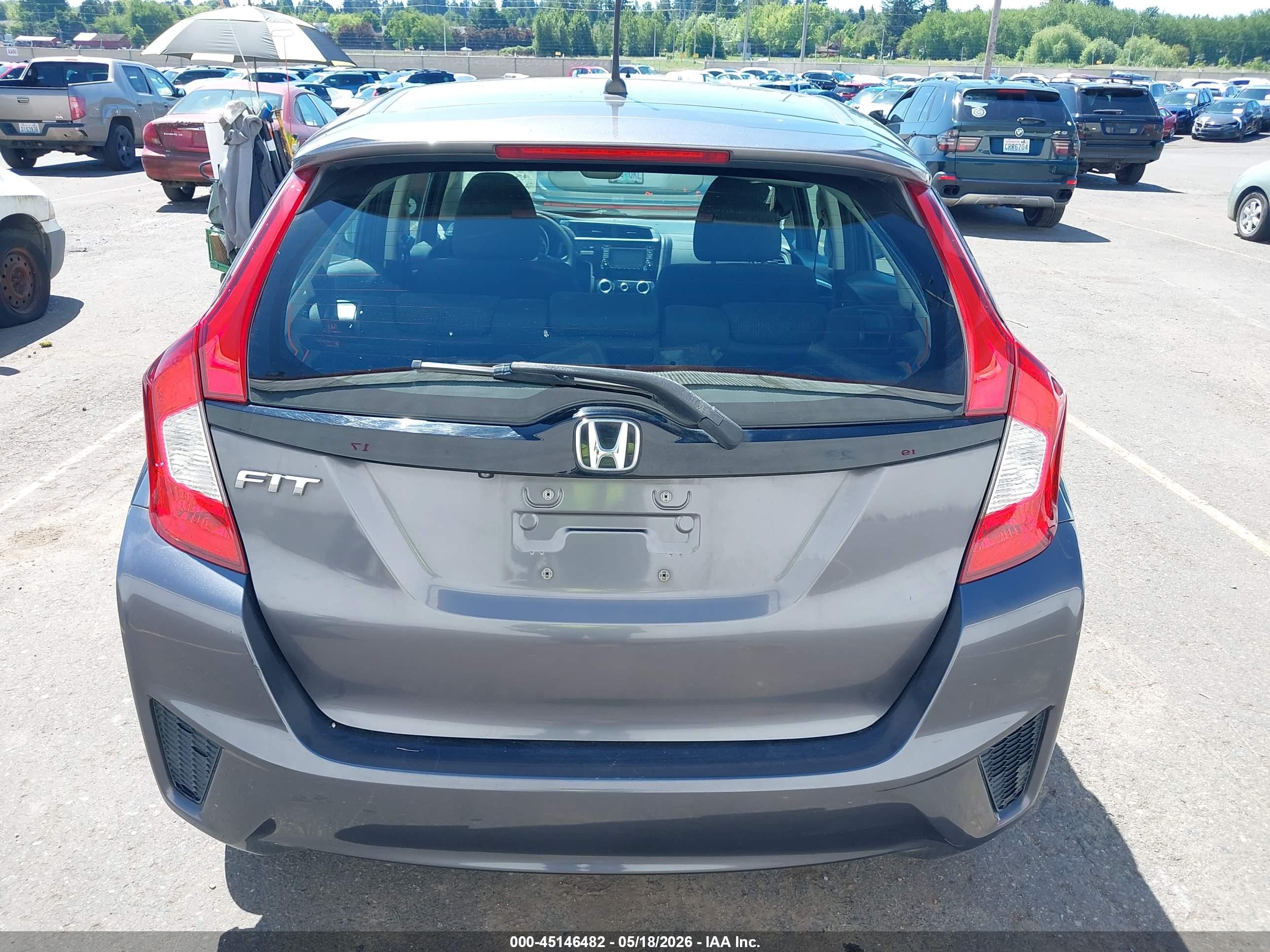 2015 Honda Fit Lx Серый vin: 3HGGK5H51FM740086