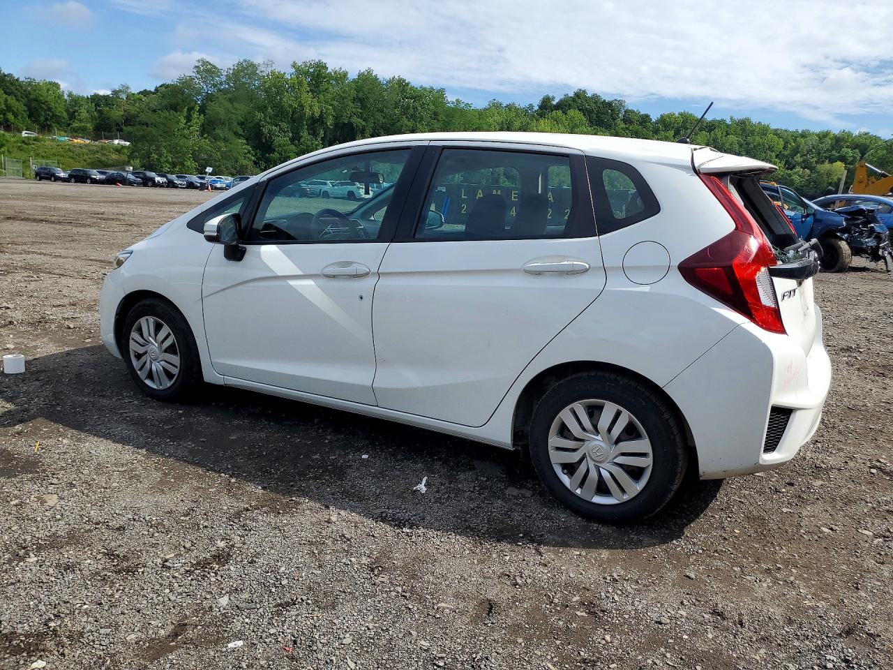 2015 Honda Fit Lx White vin: 3HGGK5H51FM773377