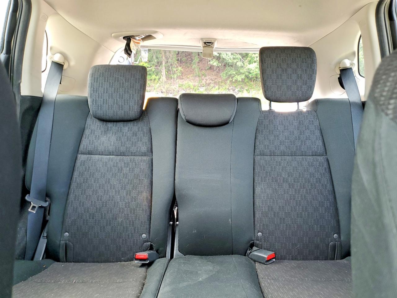 2015 Honda Fit Lx White vin: 3HGGK5H51FM773377
