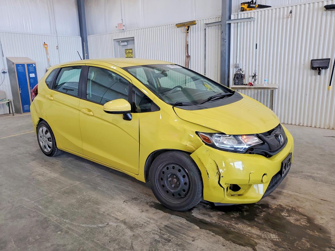 2015 Honda Fit Lx Yellow vin: 3HGGK5H51FM775386