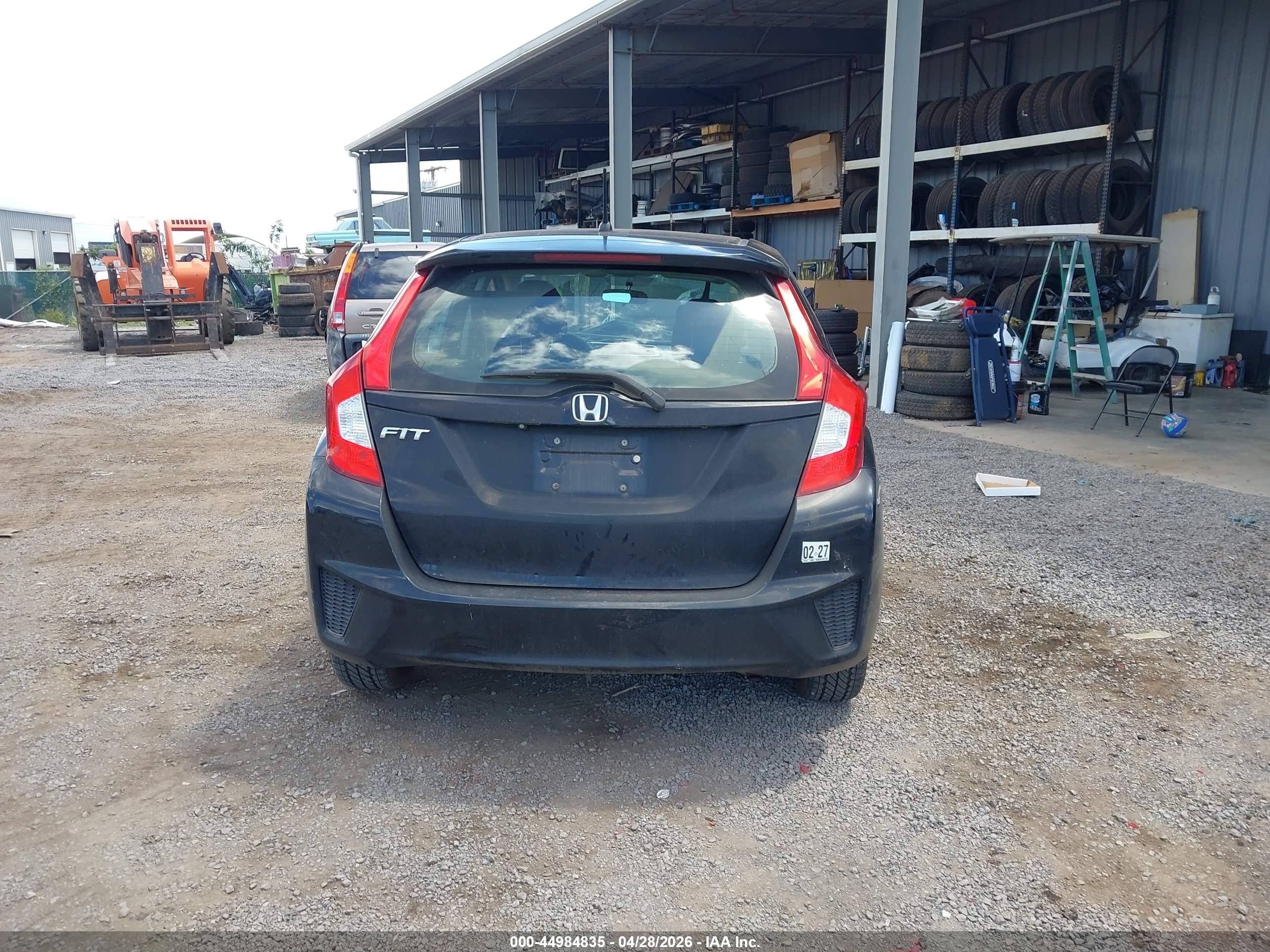 2015 Honda Fit Lx Black vin: 3HGGK5H51FM777929