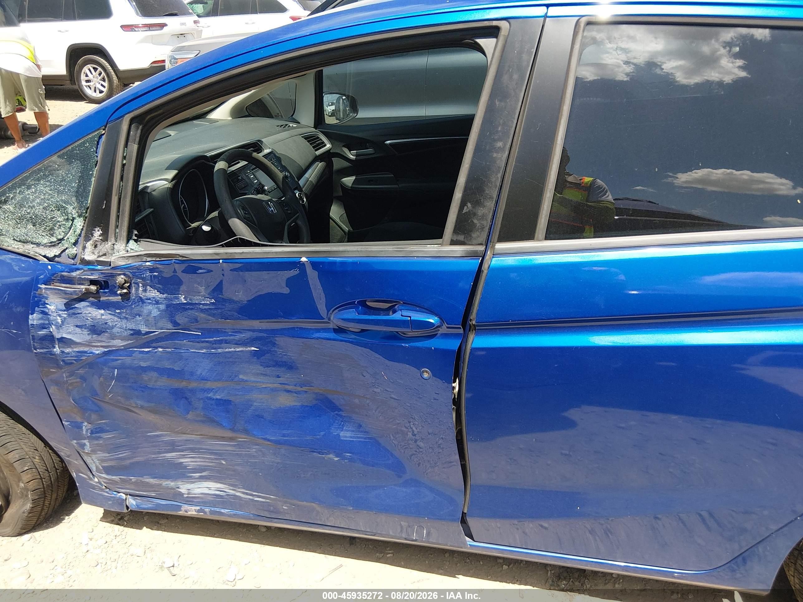 2015 Honda Fit Lx Blue vin: 3HGGK5H51FM780393