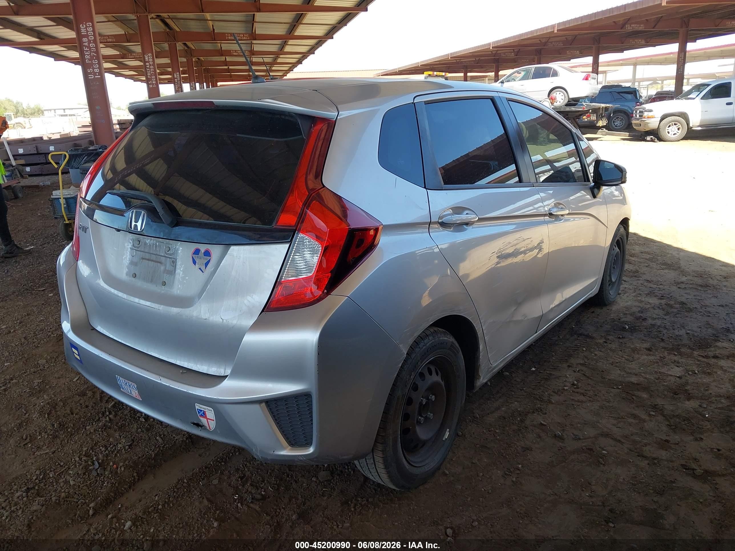 2015 Honda Fit Lx Серебряный vin: 3HGGK5H51FM783682
