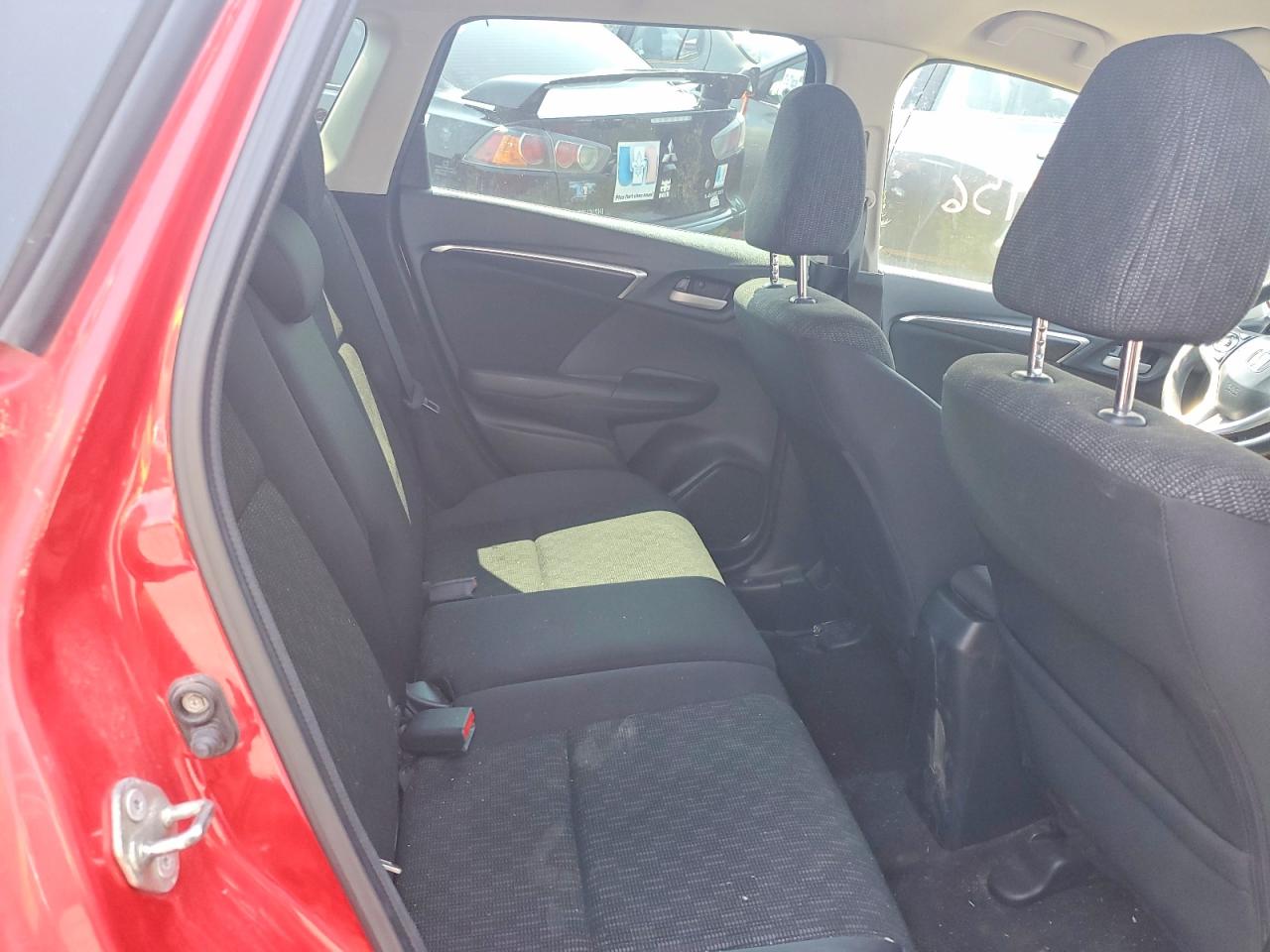 2015 Honda Fit Lx Red vin: 3HGGK5H52FM102123