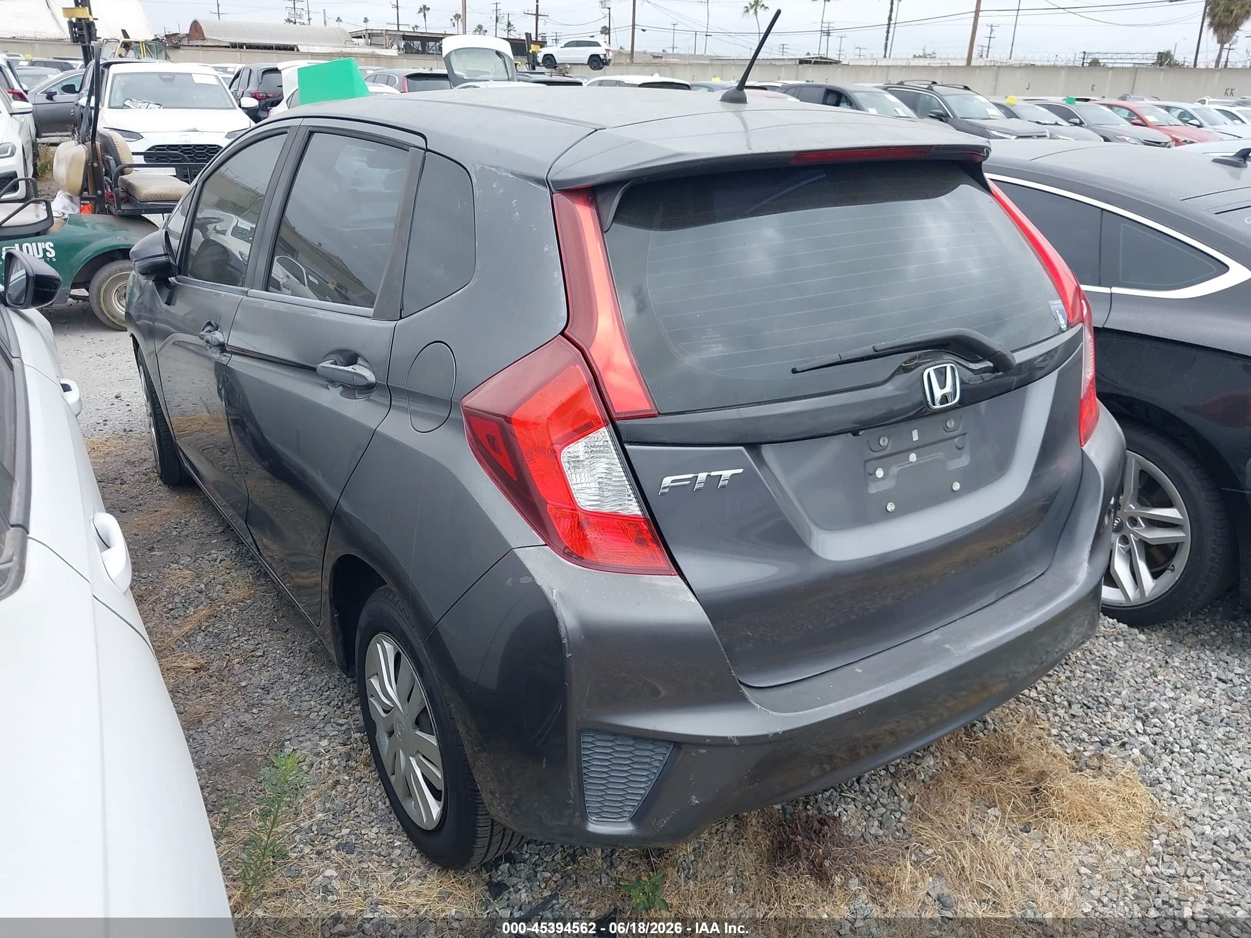 2015 Honda Fit Lx Gray vin: 3HGGK5H52FM705878
