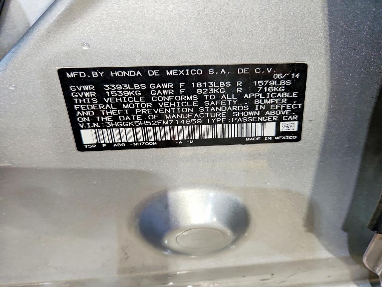 2015 Honda Fit Lx Silver vin: 3HGGK5H52FM714659