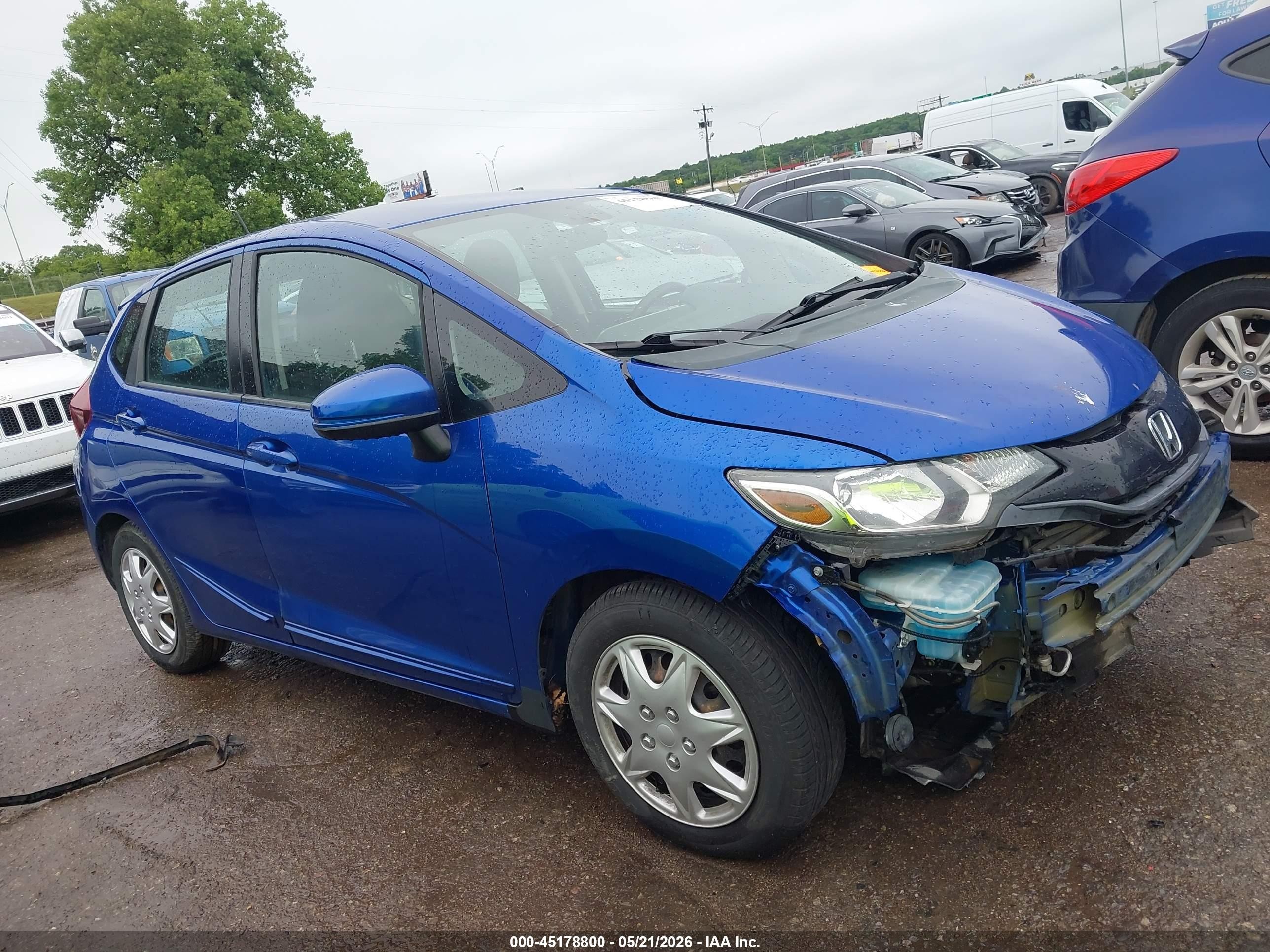 2015 Honda Fit Lx Blue vin: 3HGGK5H52FM758354